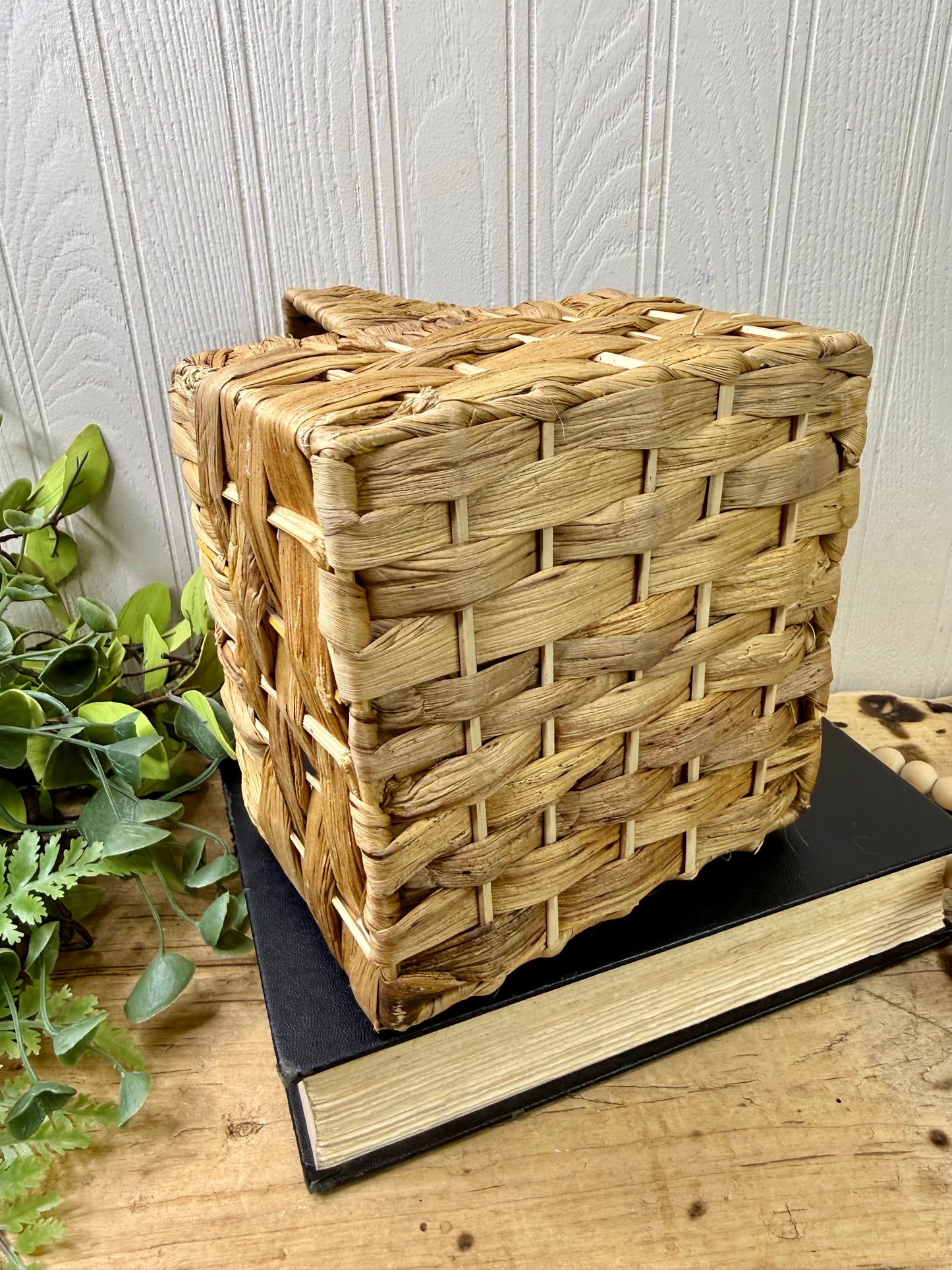 Vintage Divided Square Storage Basket