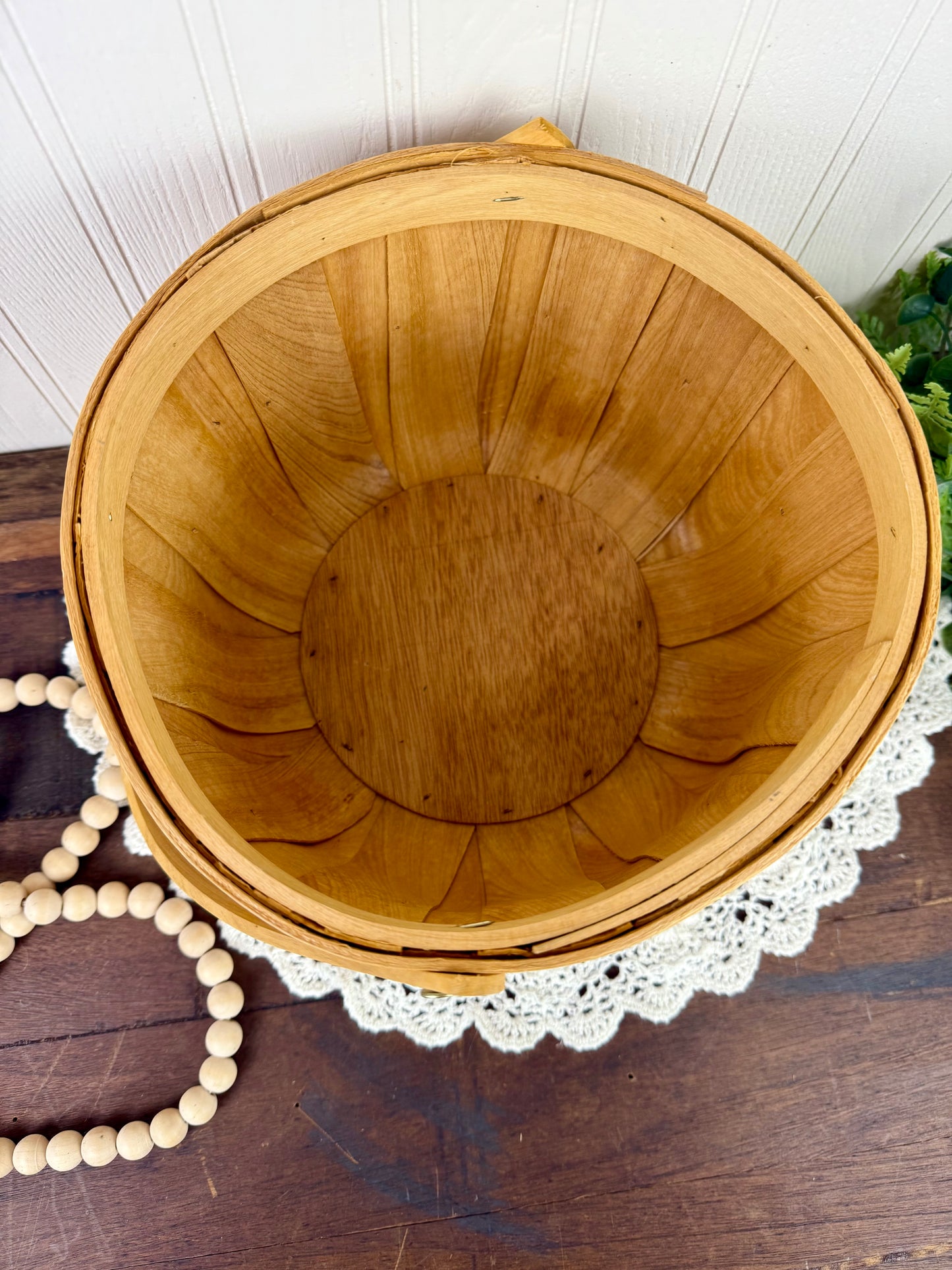 Wooden Small Bushel Basket with Blue Band