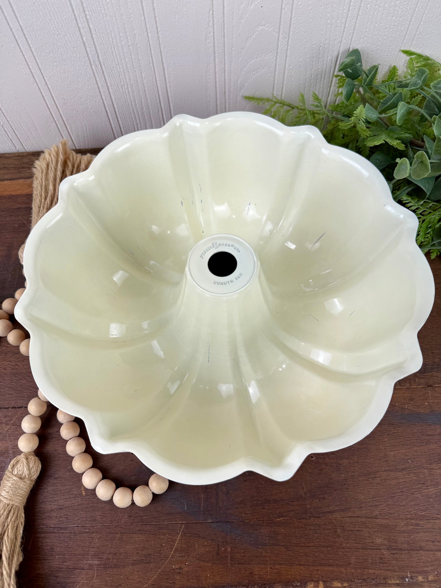 Vintage Nordic Ware Red & White Aluminum Bundt Pan