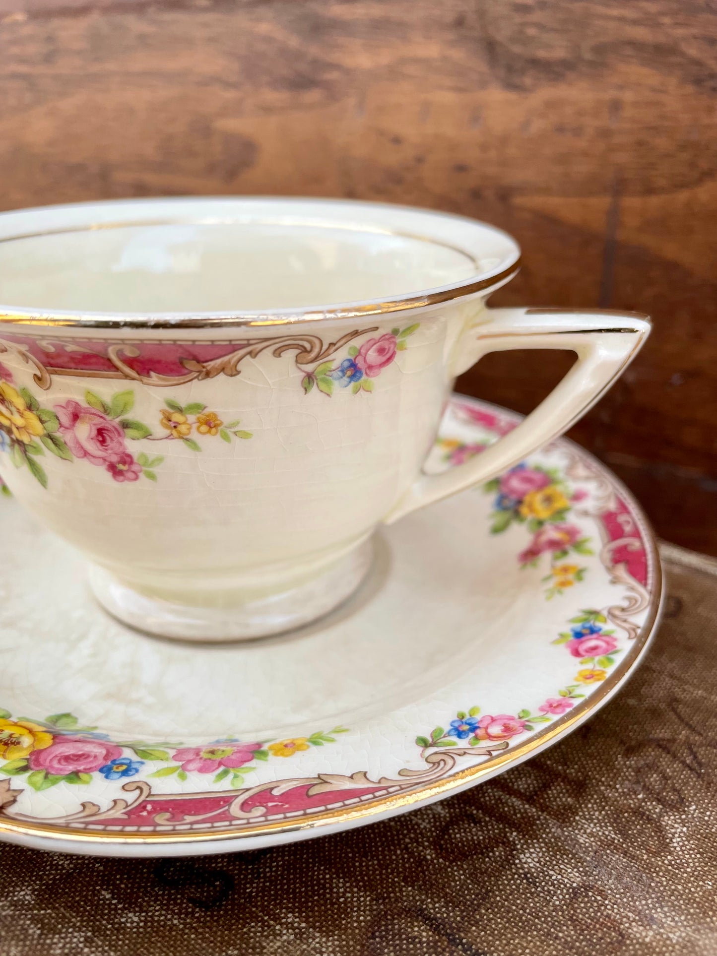 Vintage Edwin Knowles China Teacup & Saucer Set