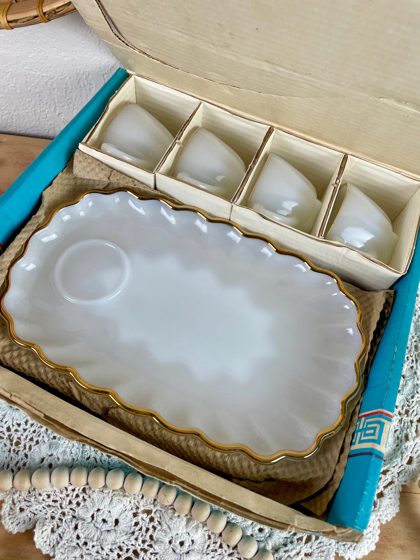Vintage Anchor Hocking White Milk Glass 8-Piece Snack Set