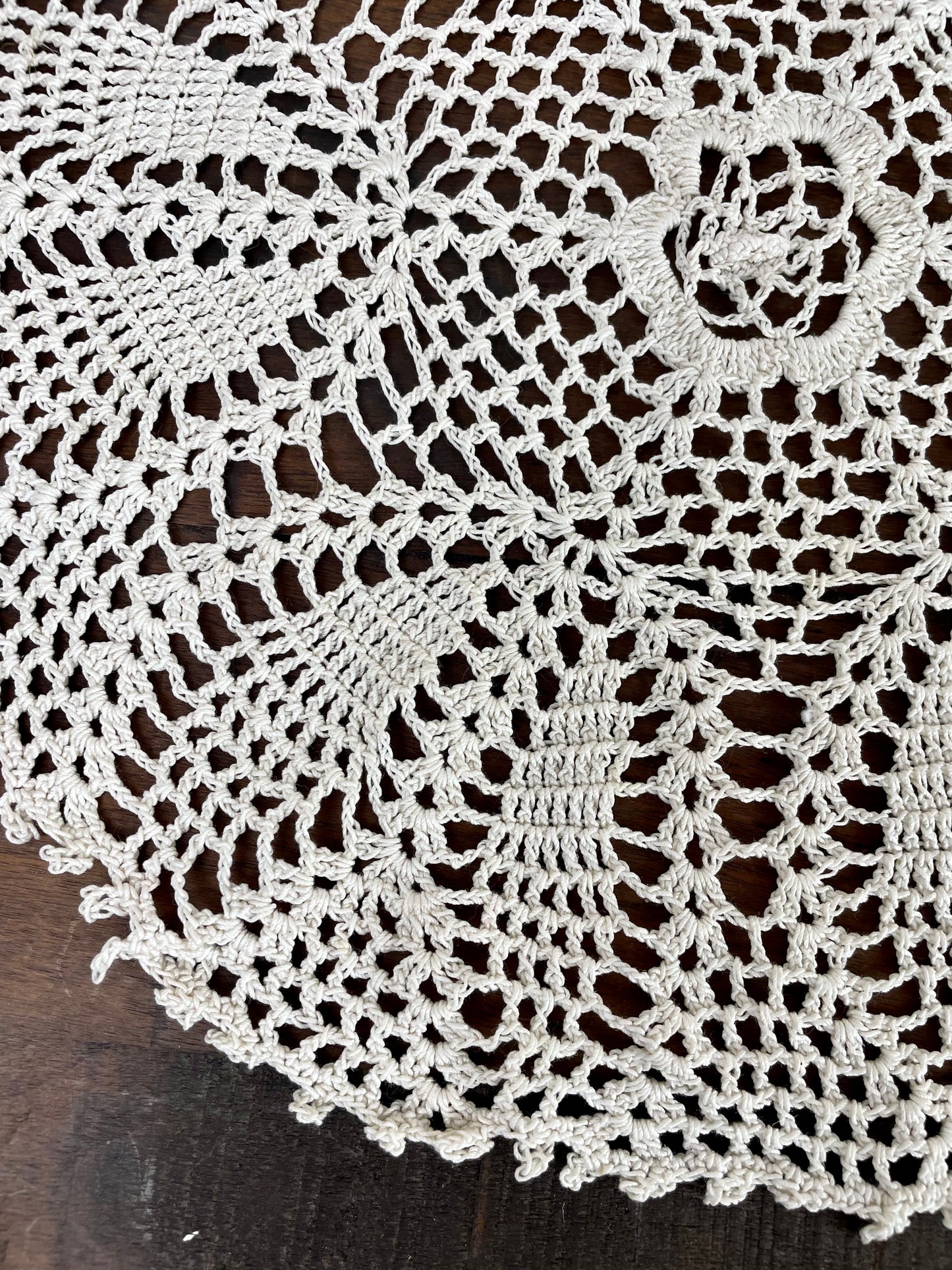 Vintage Doily L