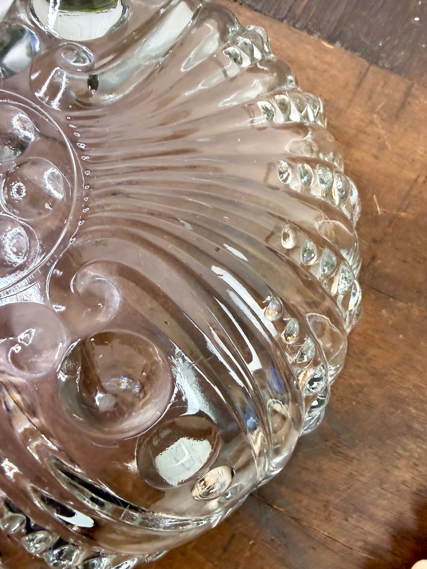 Vintage Anchor Hocking Oyster & Pearl Pattern Footed Bowl