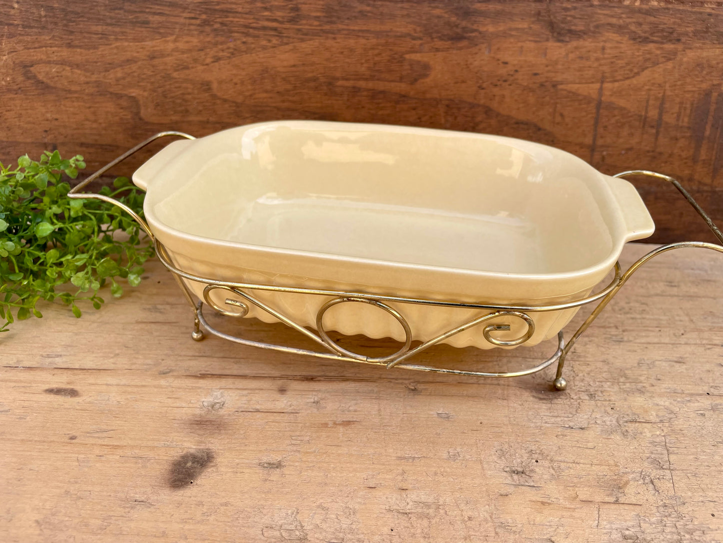 Vintage 1983 Pfaltzgraff Ceramic Casserole Dish with Metal Rack