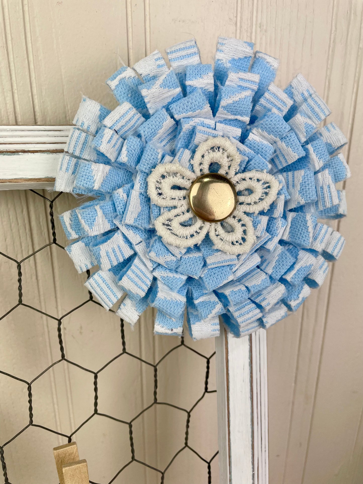 Upcycled Picture Frame Hanger with Handmade Flower