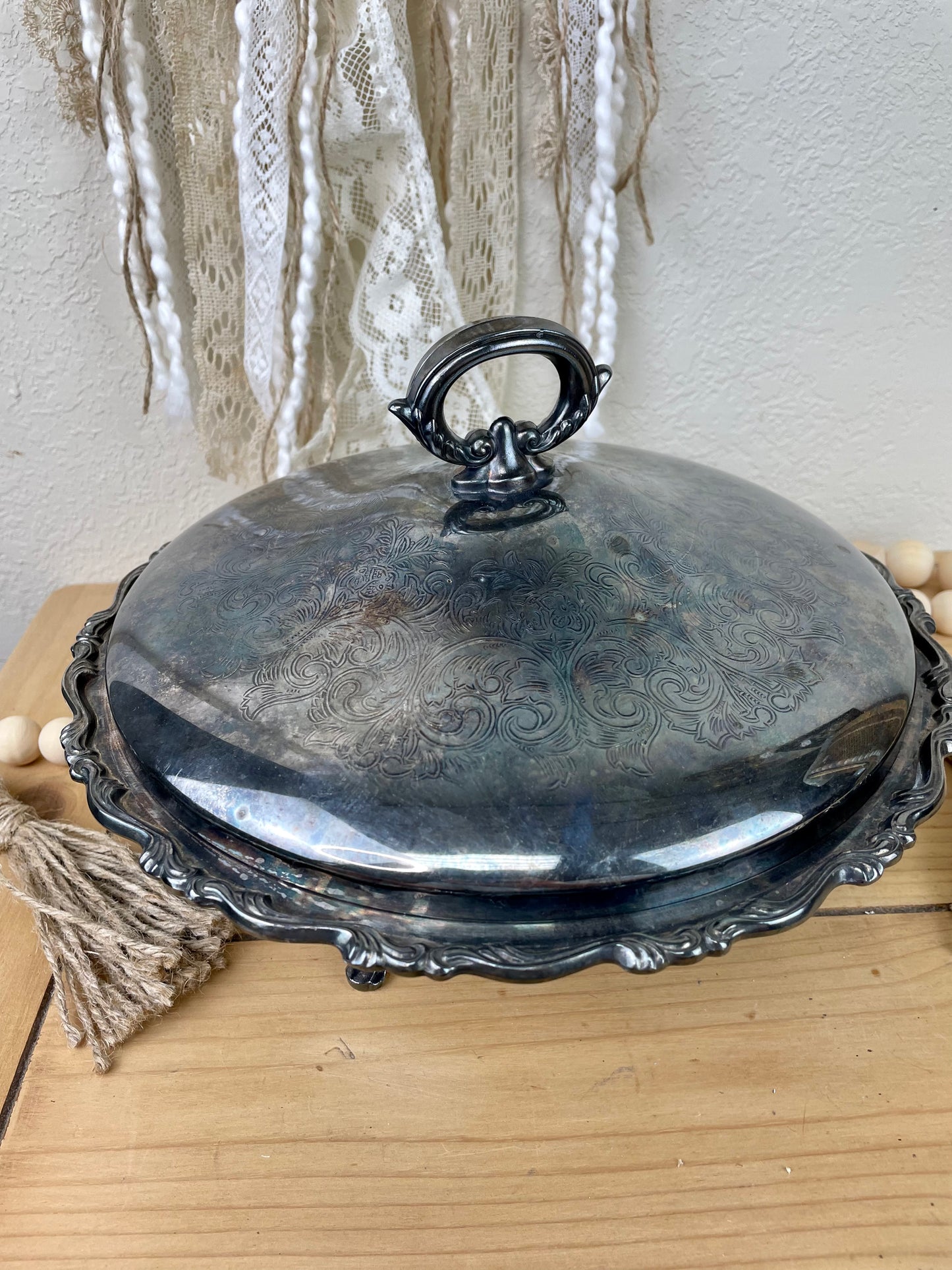 Vintage Footed Silver Oneida Dish Warmer with Lid