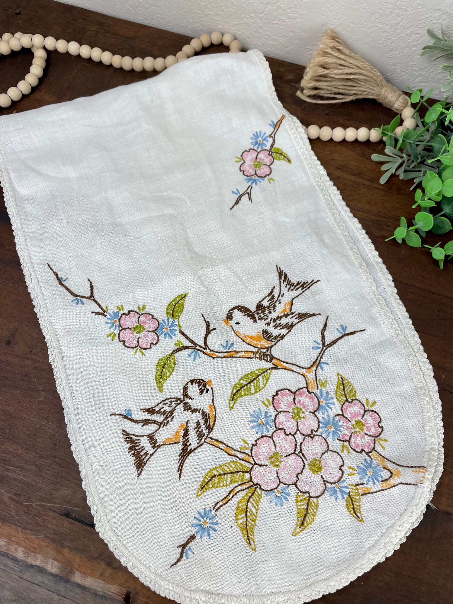 Vintage Linens & Doilies