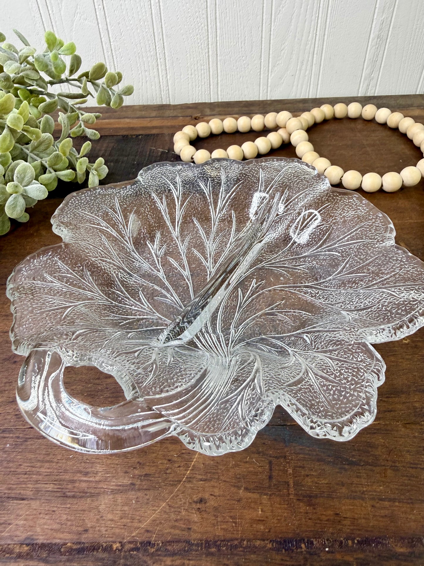 Vintage Indiana Glass Pebble Leaf Divided Relish Dish