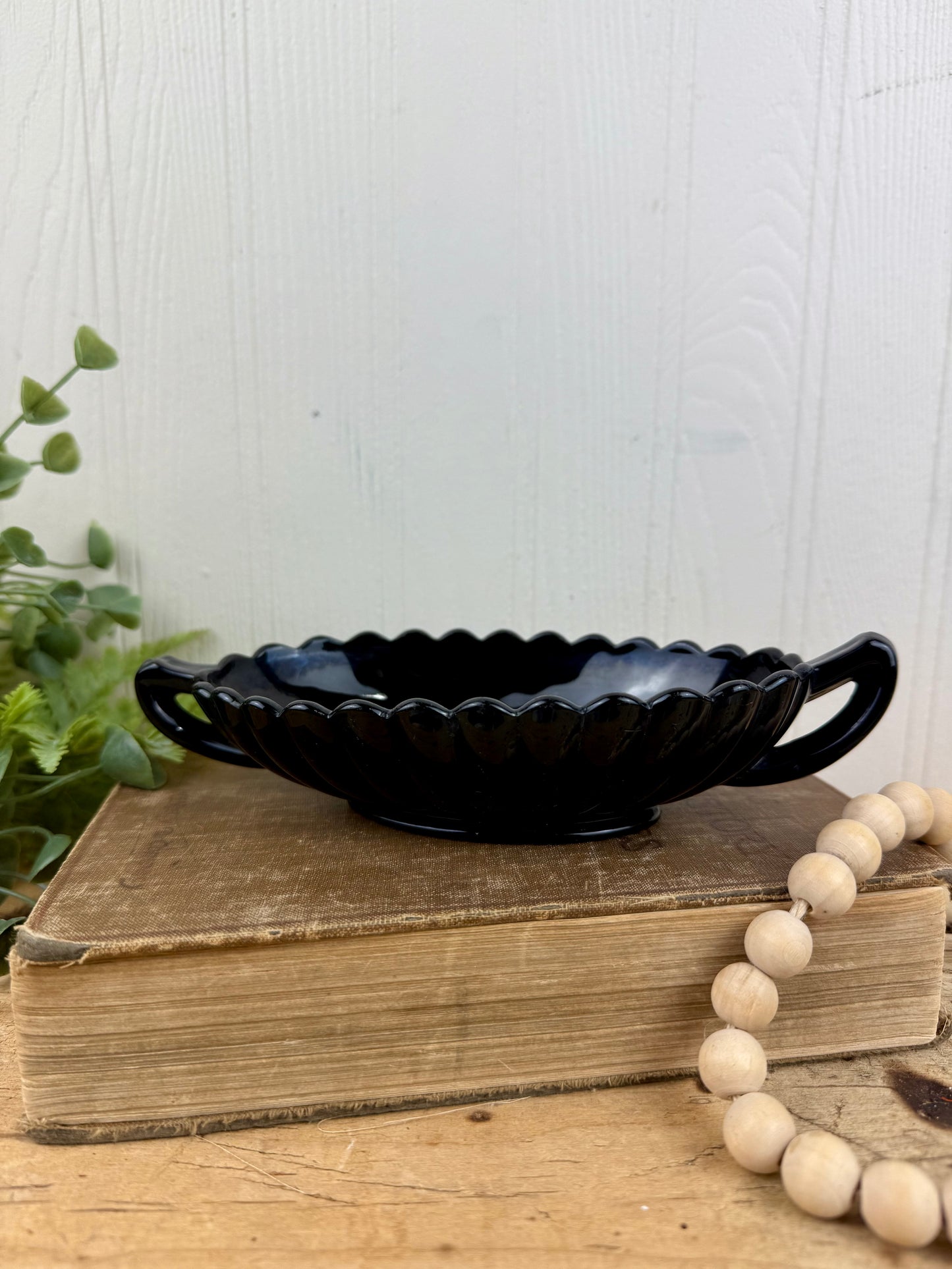 Vintage 1940’s Imperial Glass Pillar Flute Black Glass Pickle Dish