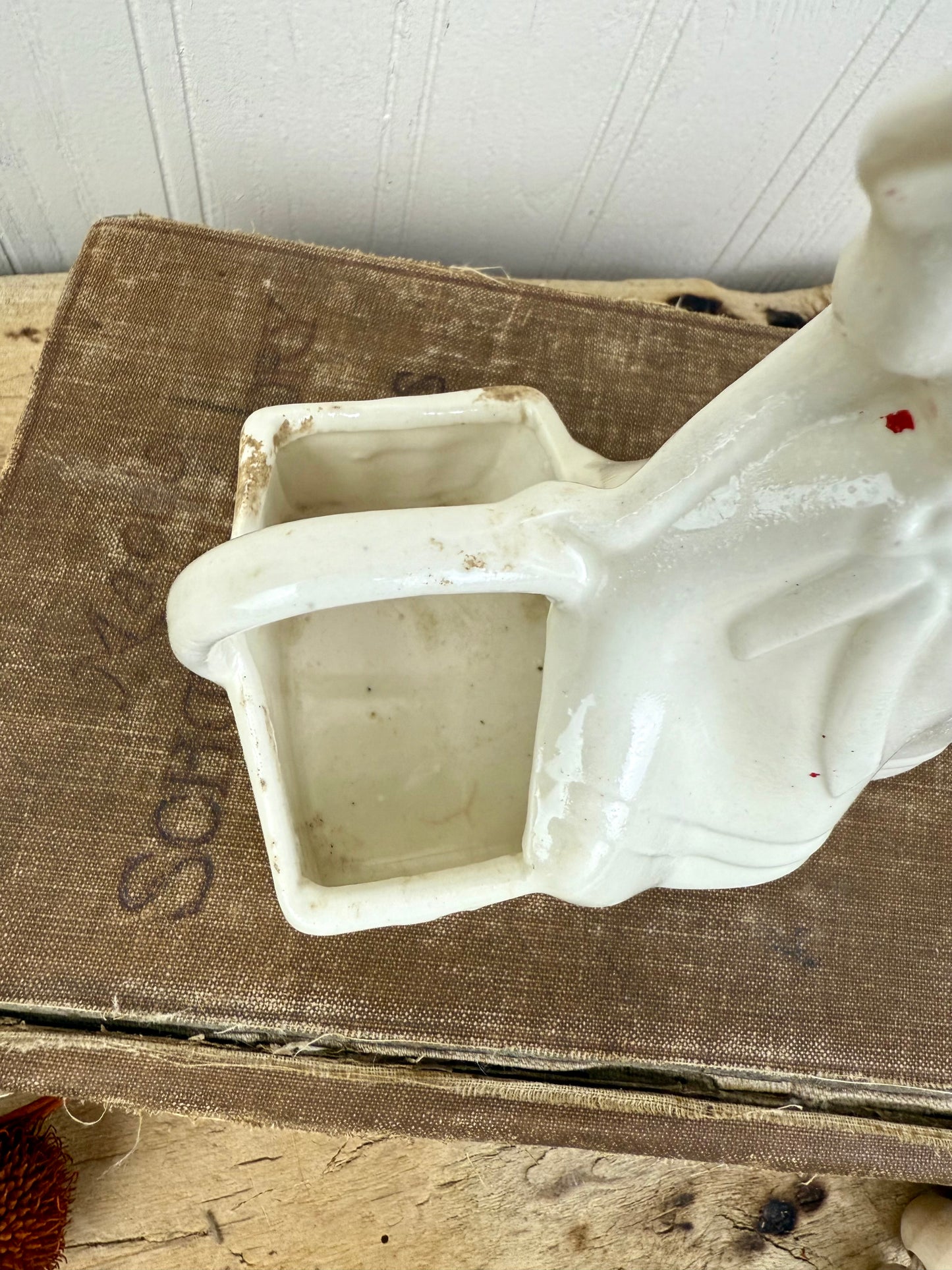 Vintage 1930’s Hull Pottery Southern Belle Planter