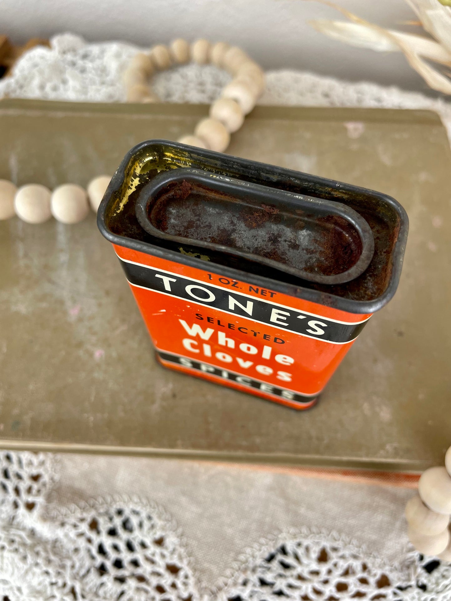 Vintage Tone’s Spice Tin- Whole Cloves