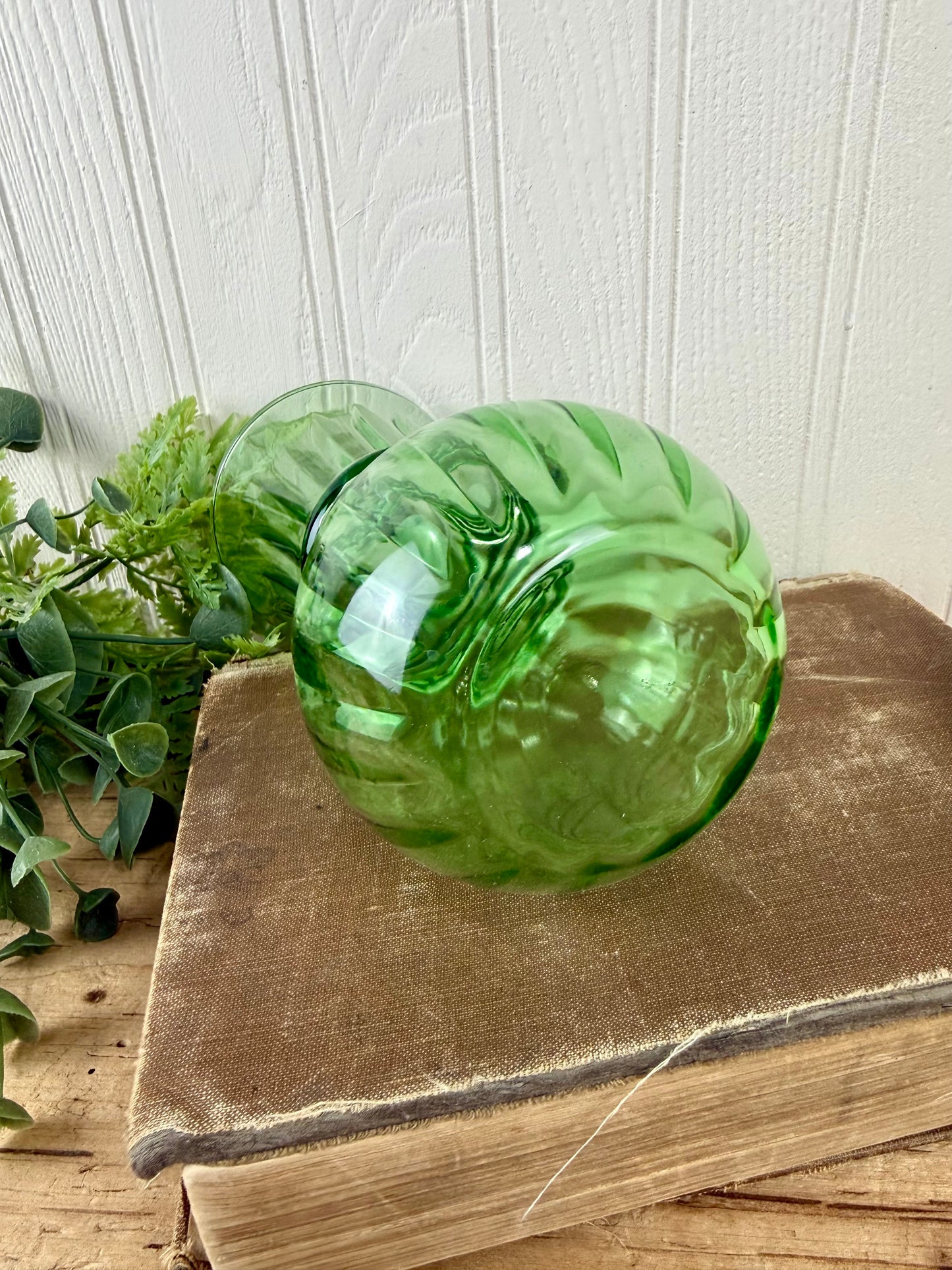 Vintage Anchor Hocking Green Glass Ivy Ball Ribbed Vase