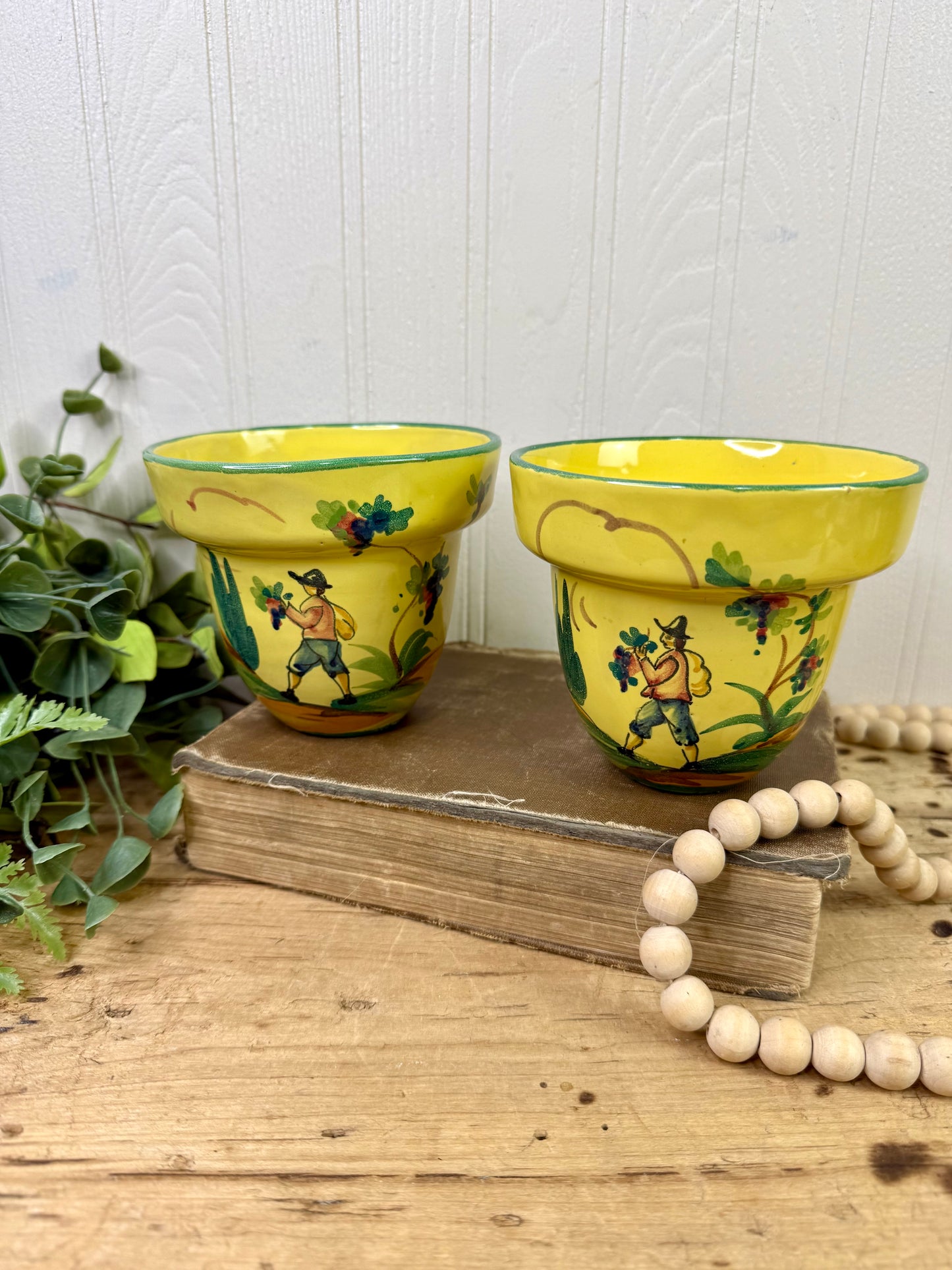Vintage Hand Painted Italian Majolica Pottery Planter Set