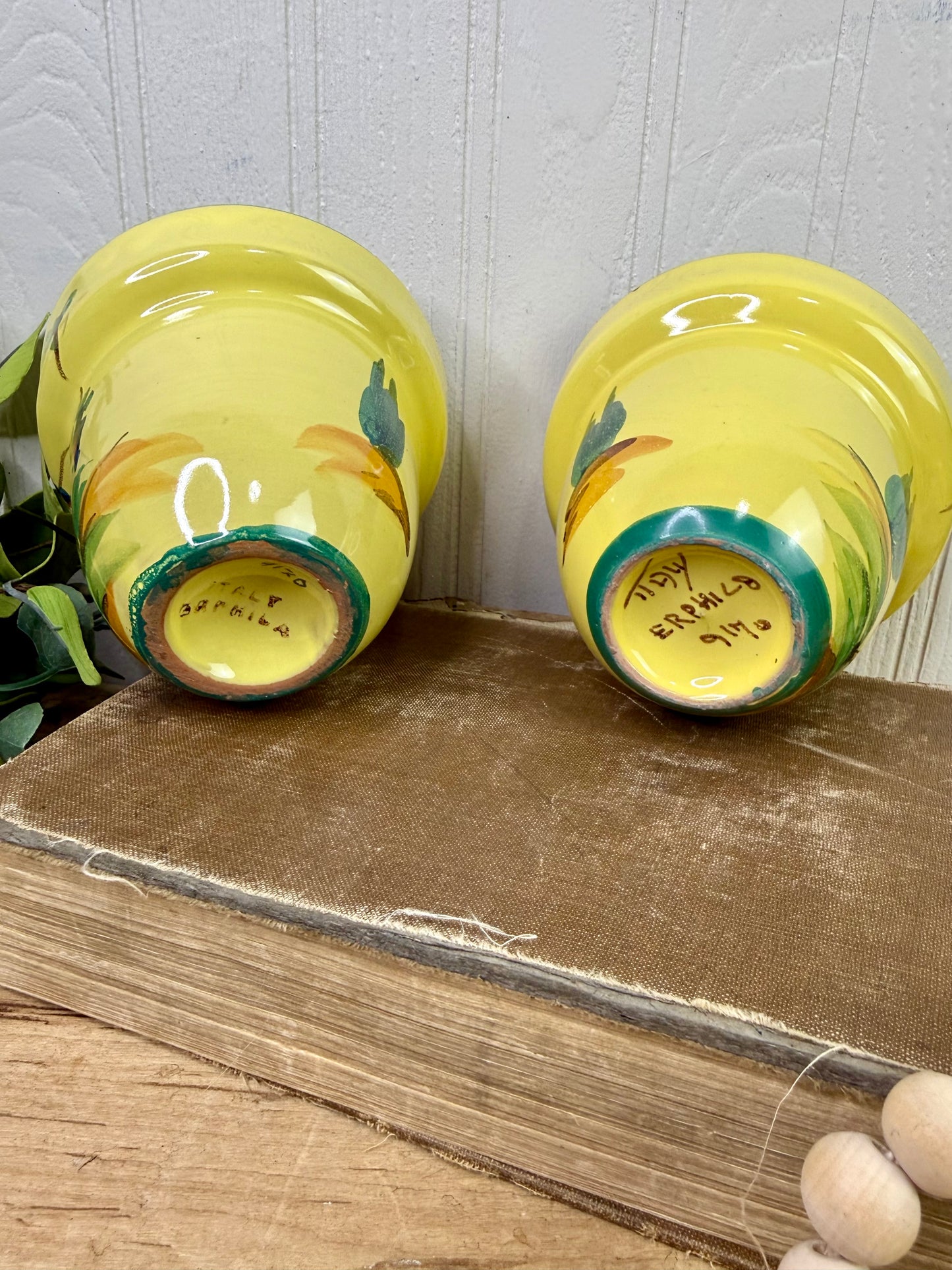 Vintage Hand Painted Italian Majolica Pottery Planter Set