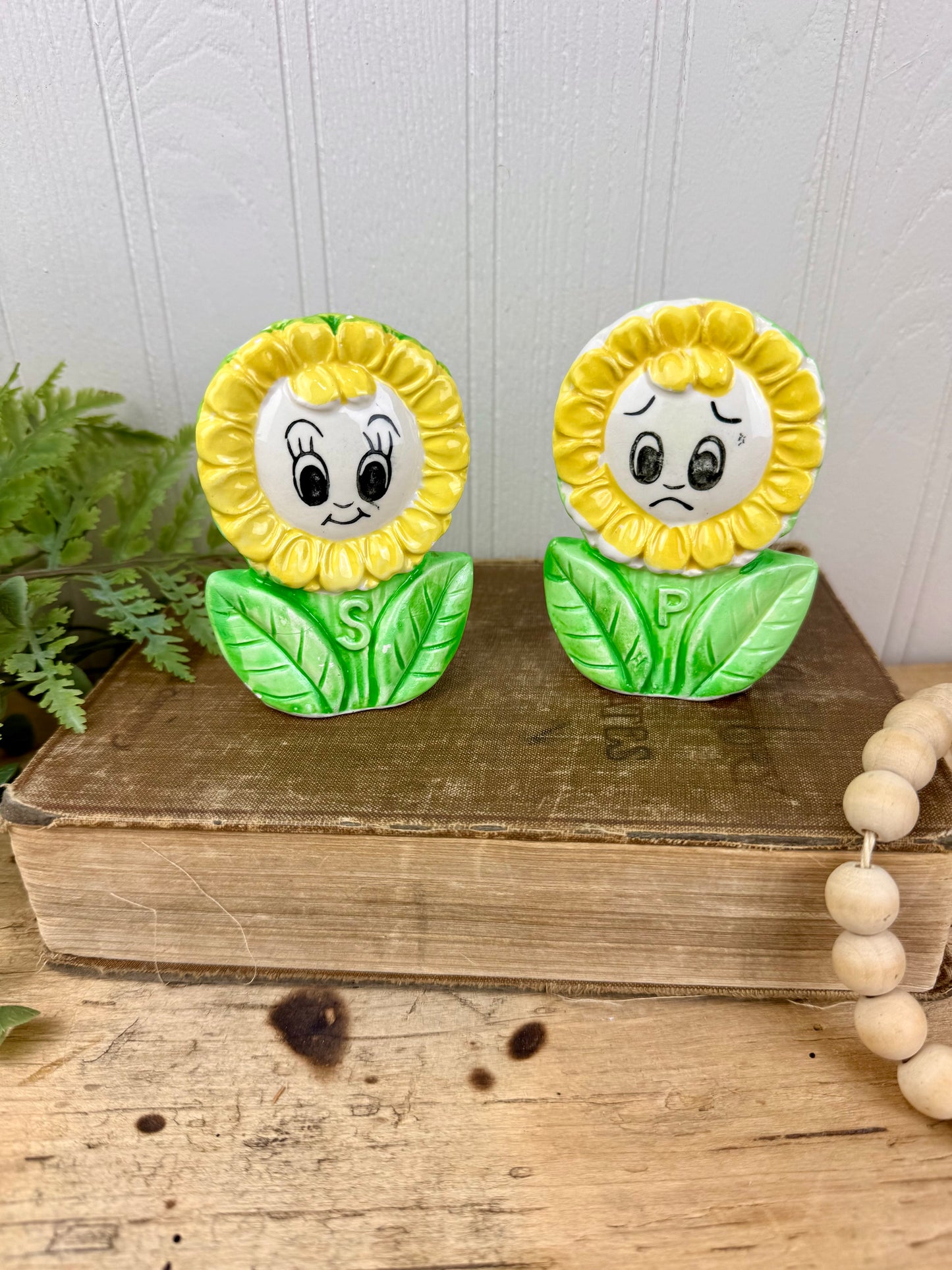 Vintage Ceramic Happy/Sad Sunflower Salt & Pepper Shaker Set