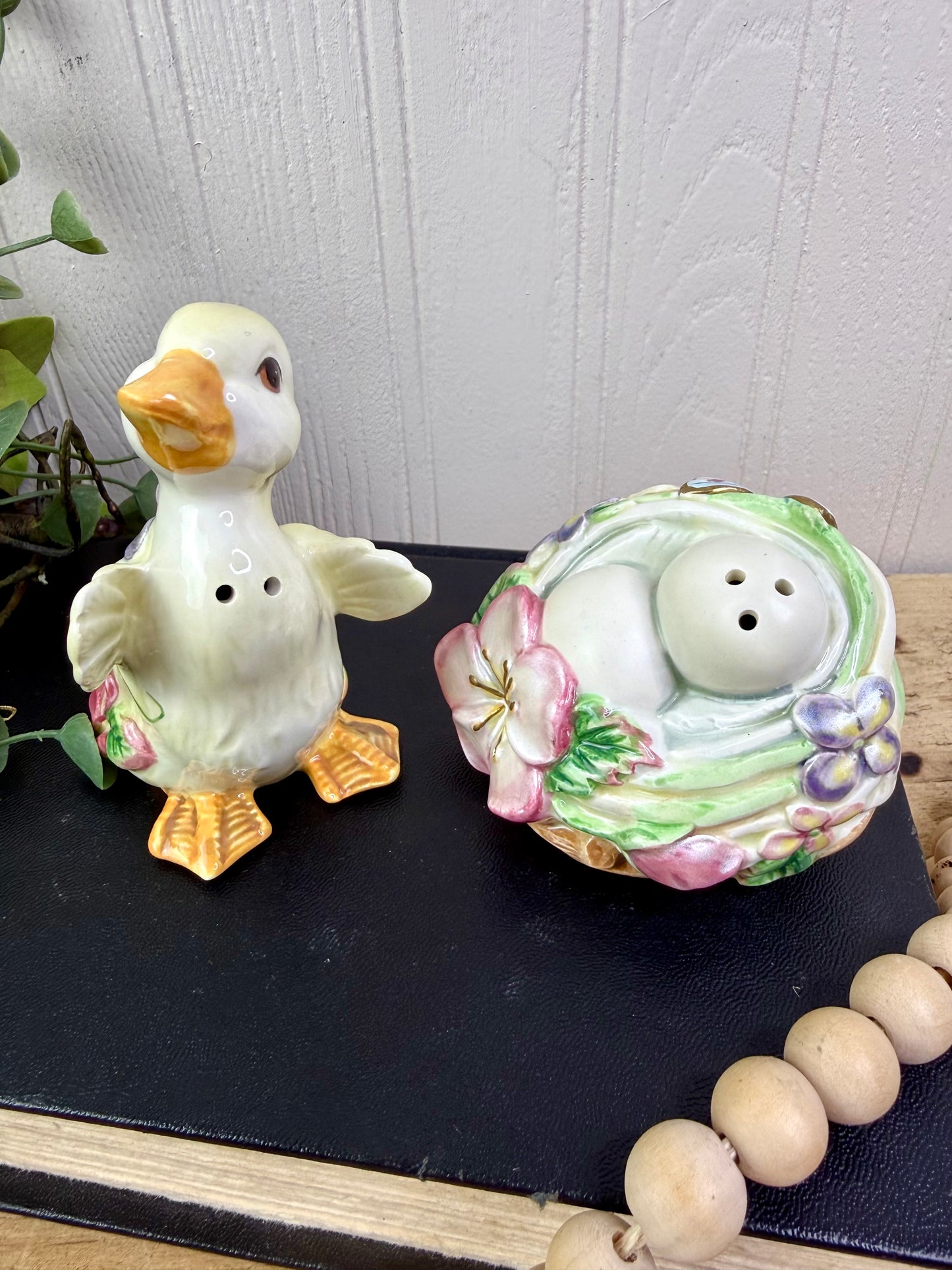 Vintage Garden Rhapsody Salt & Pepper Shaker Set
