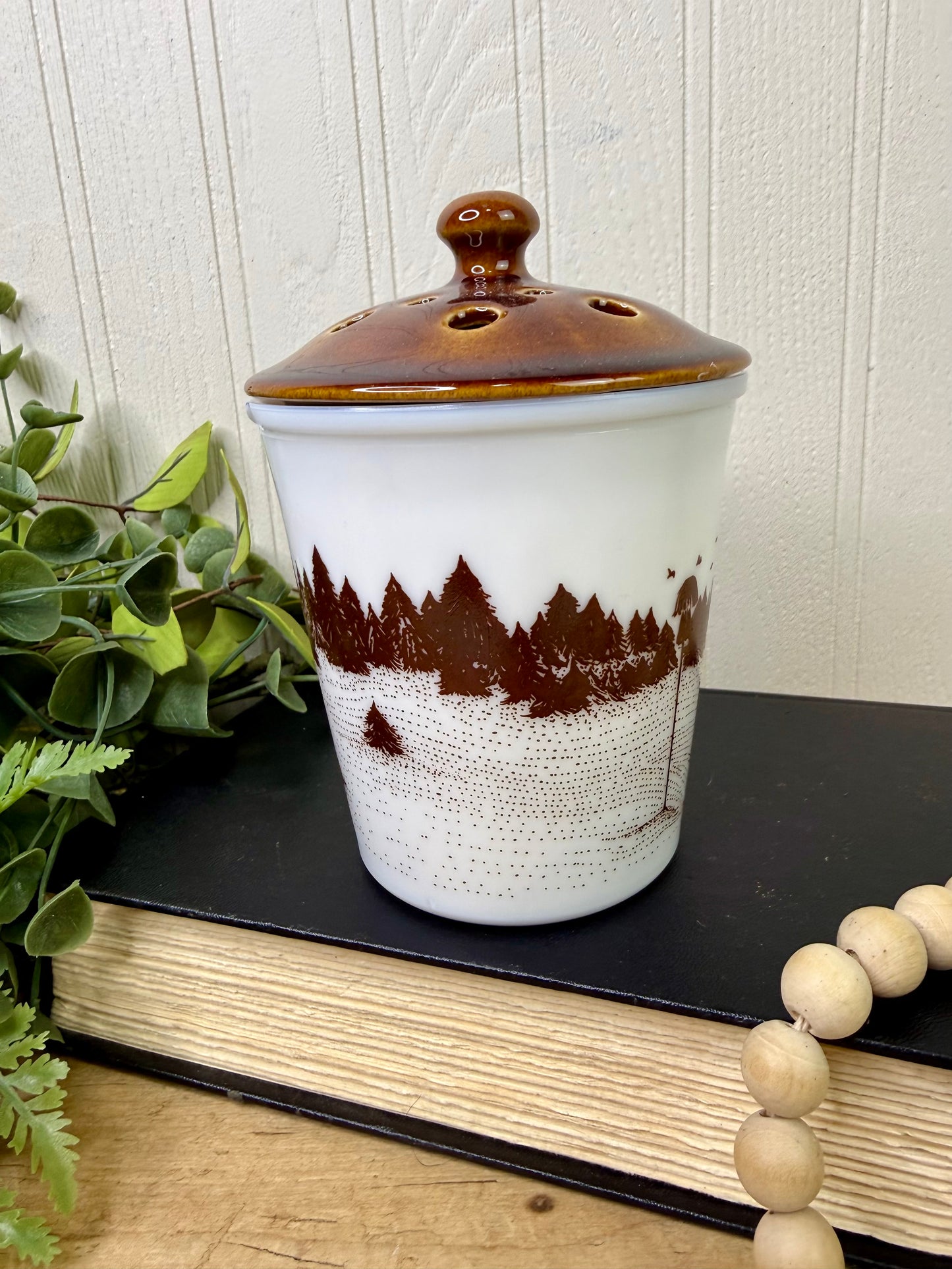Vintage Amway Milk Glass Potpourri Jar