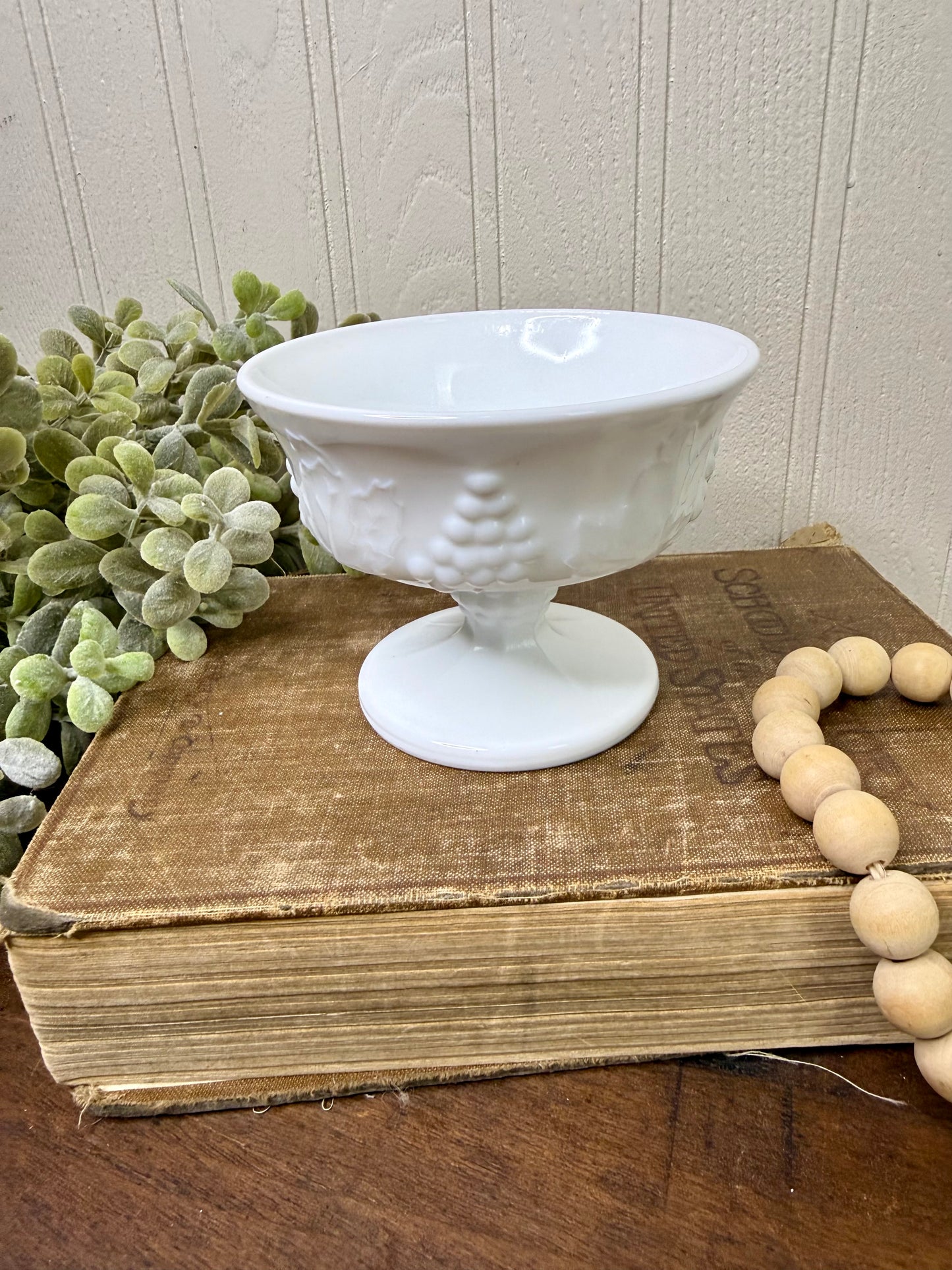 Vintage Indiana Glass Co. Colony Harvest Milk Glass Dessert Bowl