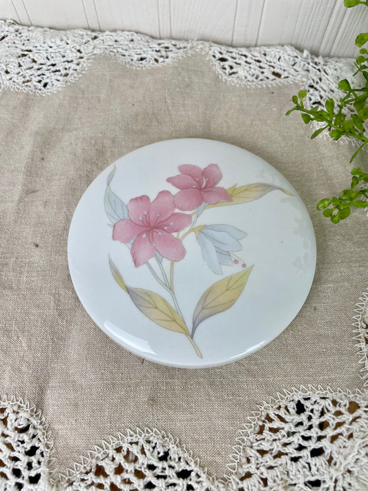 Vintage Porcelain Wall Decor with Florals