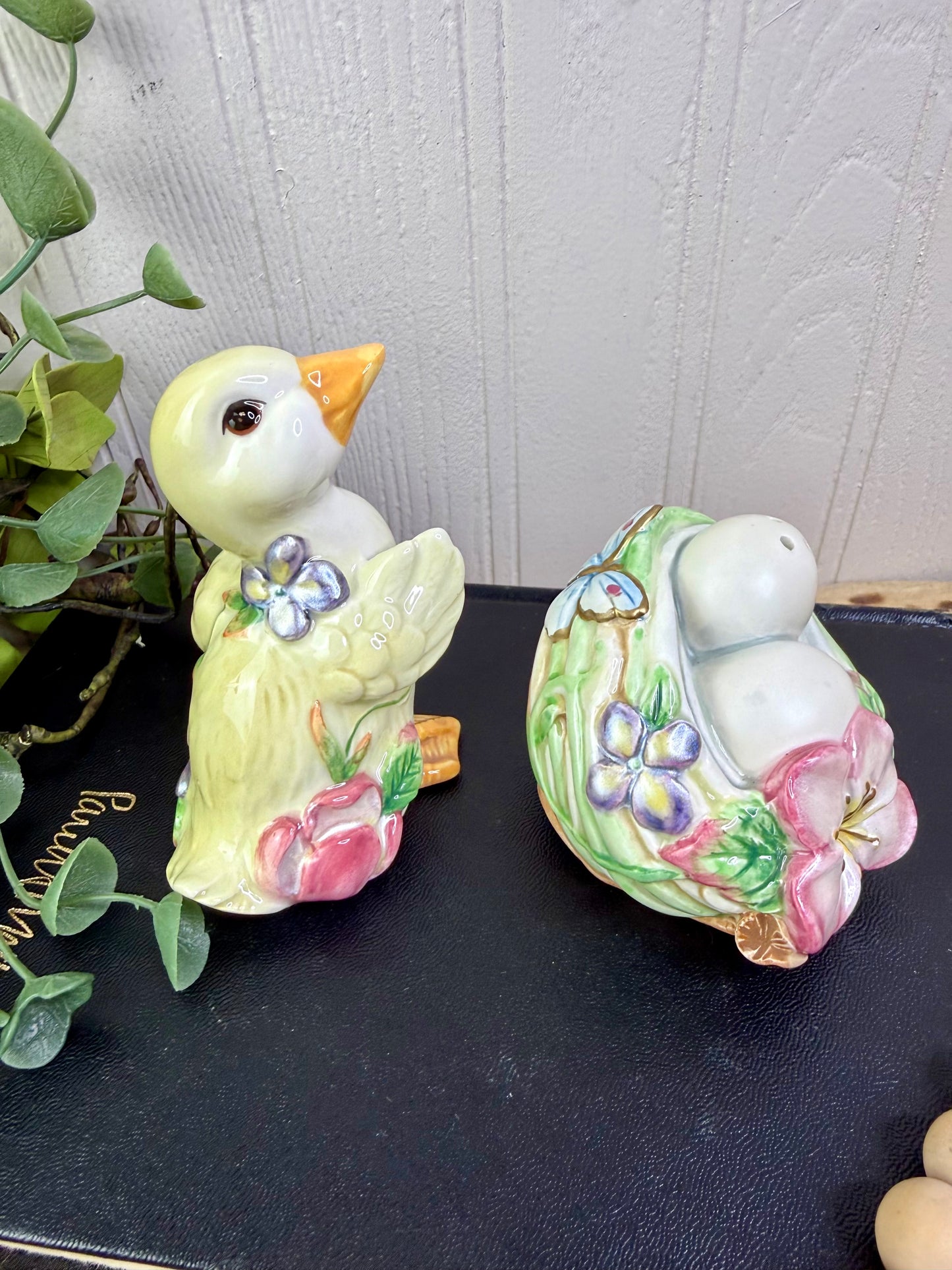 Vintage Garden Rhapsody Salt & Pepper Shaker Set