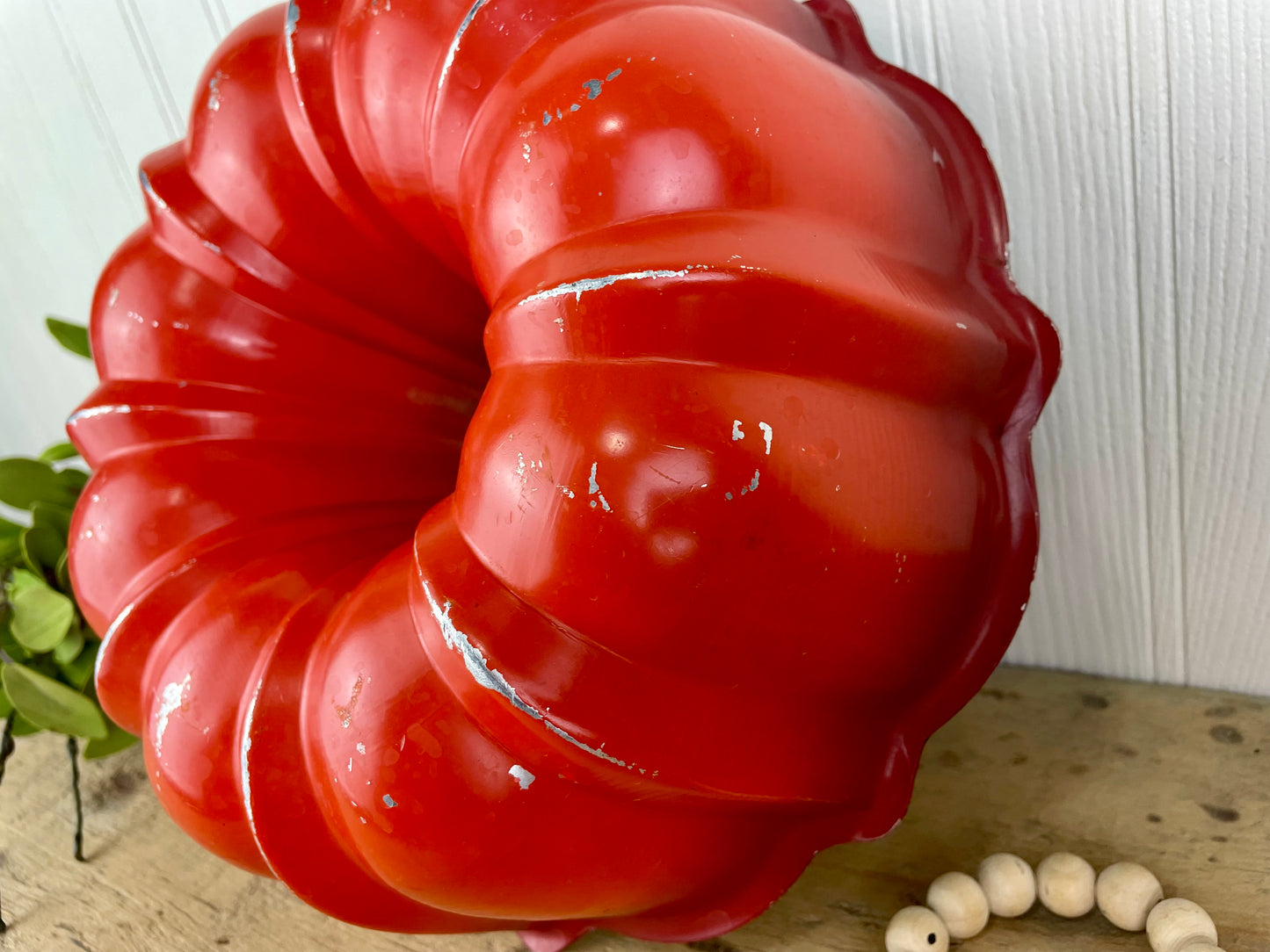 Vintage Red-Orange Ombré Bundt Pan