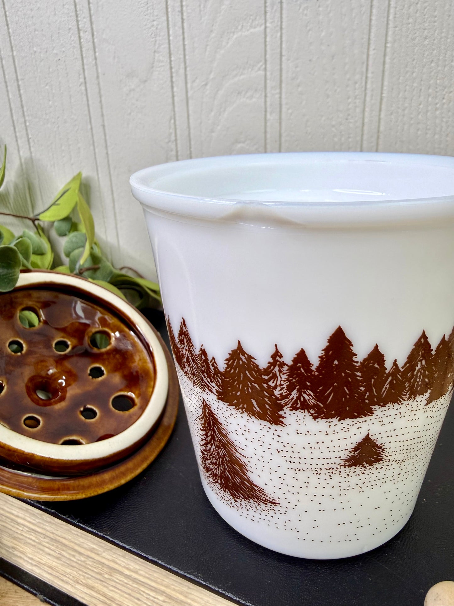 Vintage Amway Milk Glass Potpourri Jar