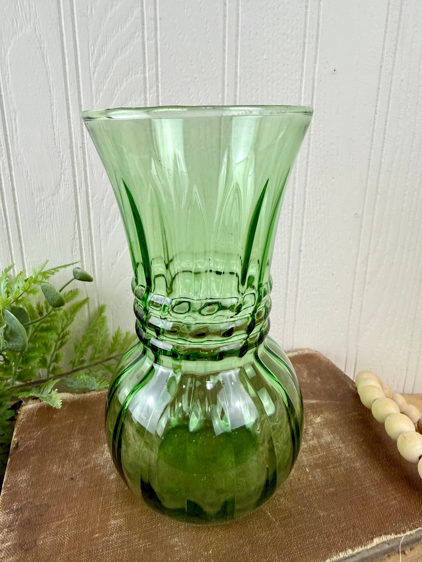 Vintage Anchor Hocking Green Glass Ivy Ball Ribbed Vase