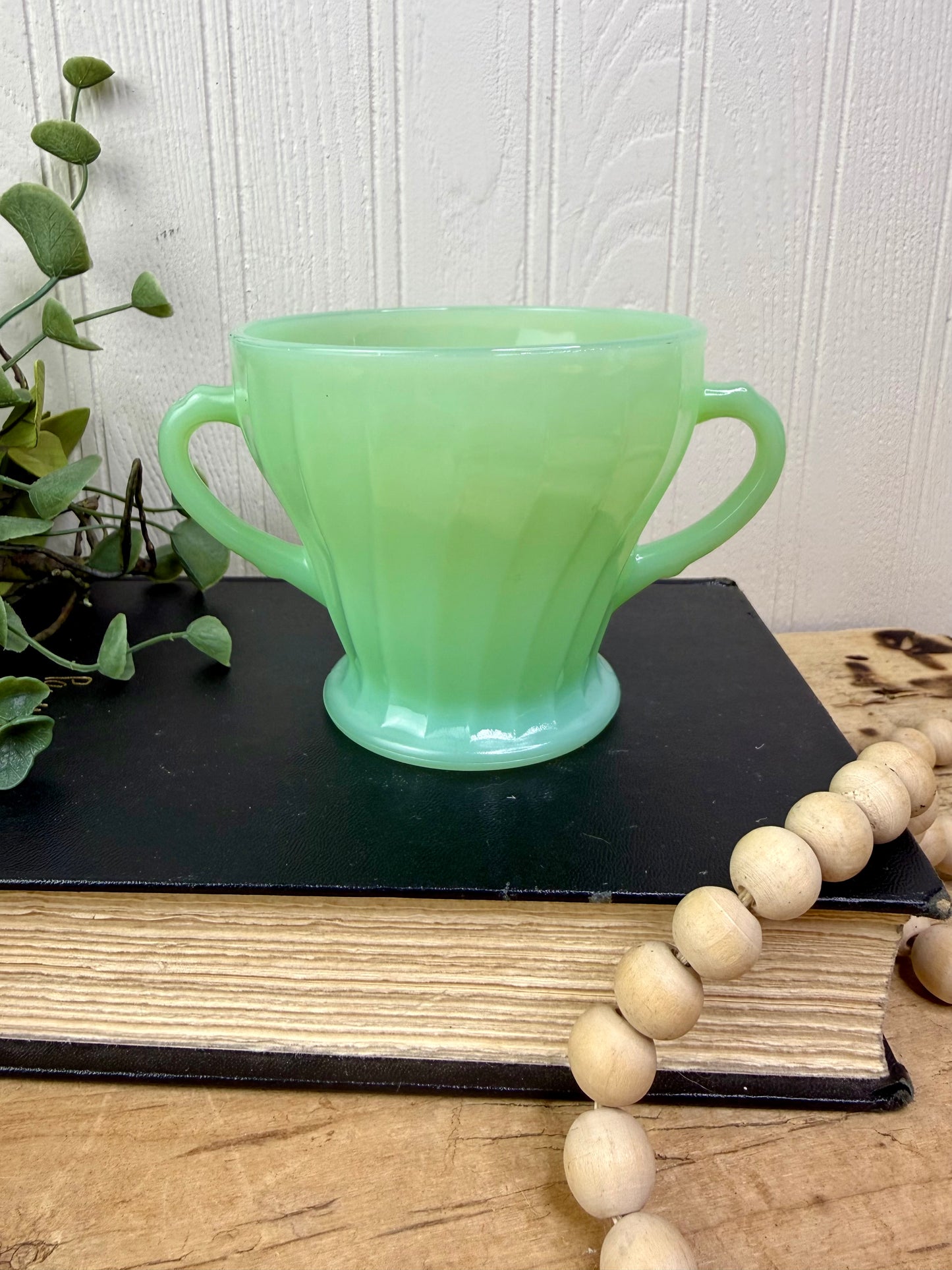 Vintage Anchor Hocking Jadeite Shell Swirl Sugar Bowl