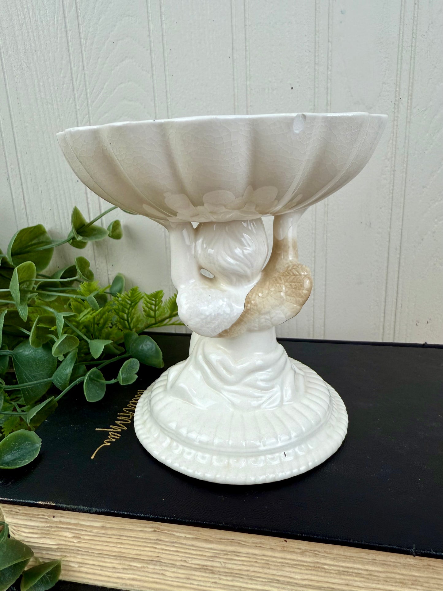 Vintage Ceramic Cherub Pedestal Soap Dish