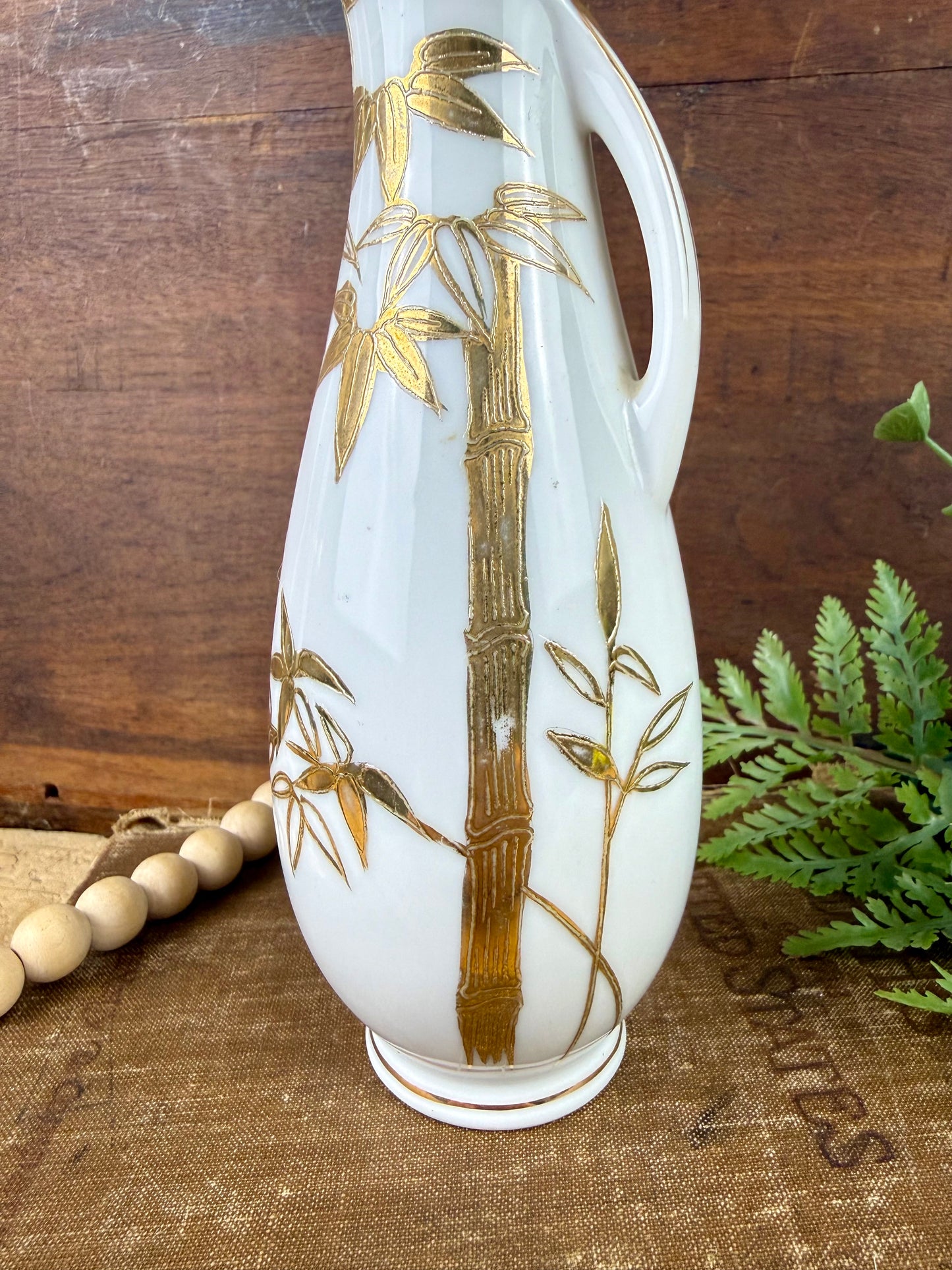 Vintage Mid-Century Japanese Porcelain Bud Vase