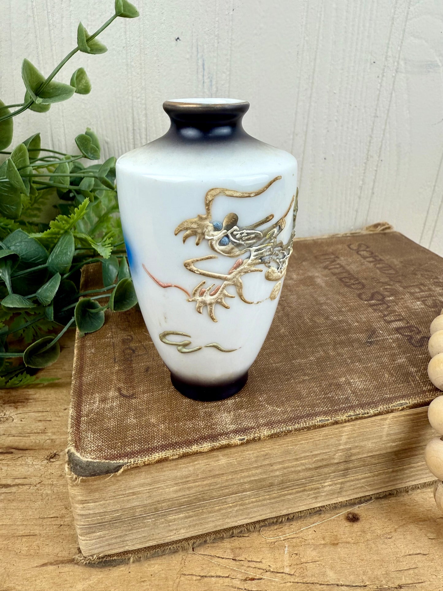 Vintage Japanese Moriage Dragonware Vase