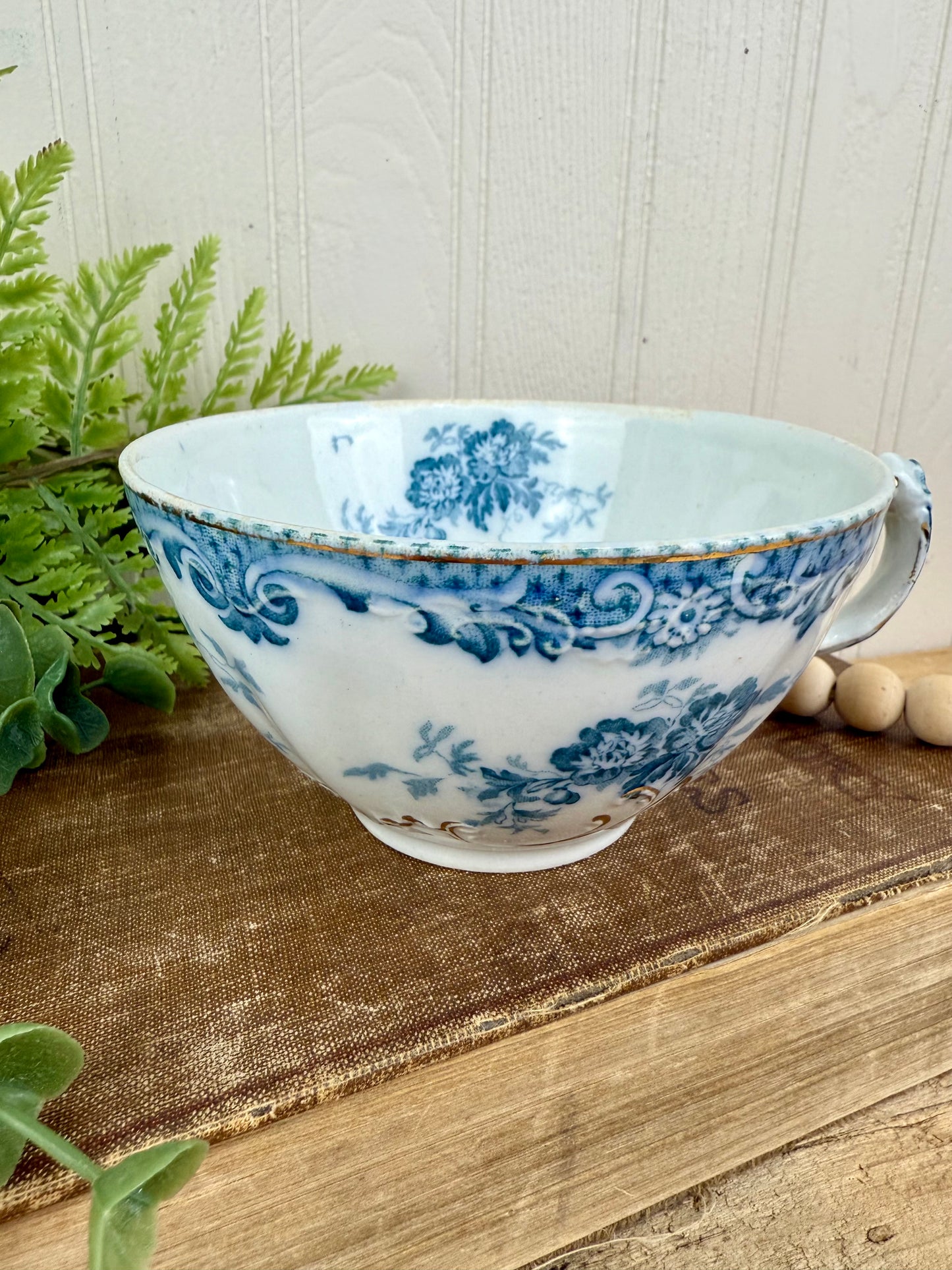 Vintage Alfred Meakin Blue & White Glenmere Teacup