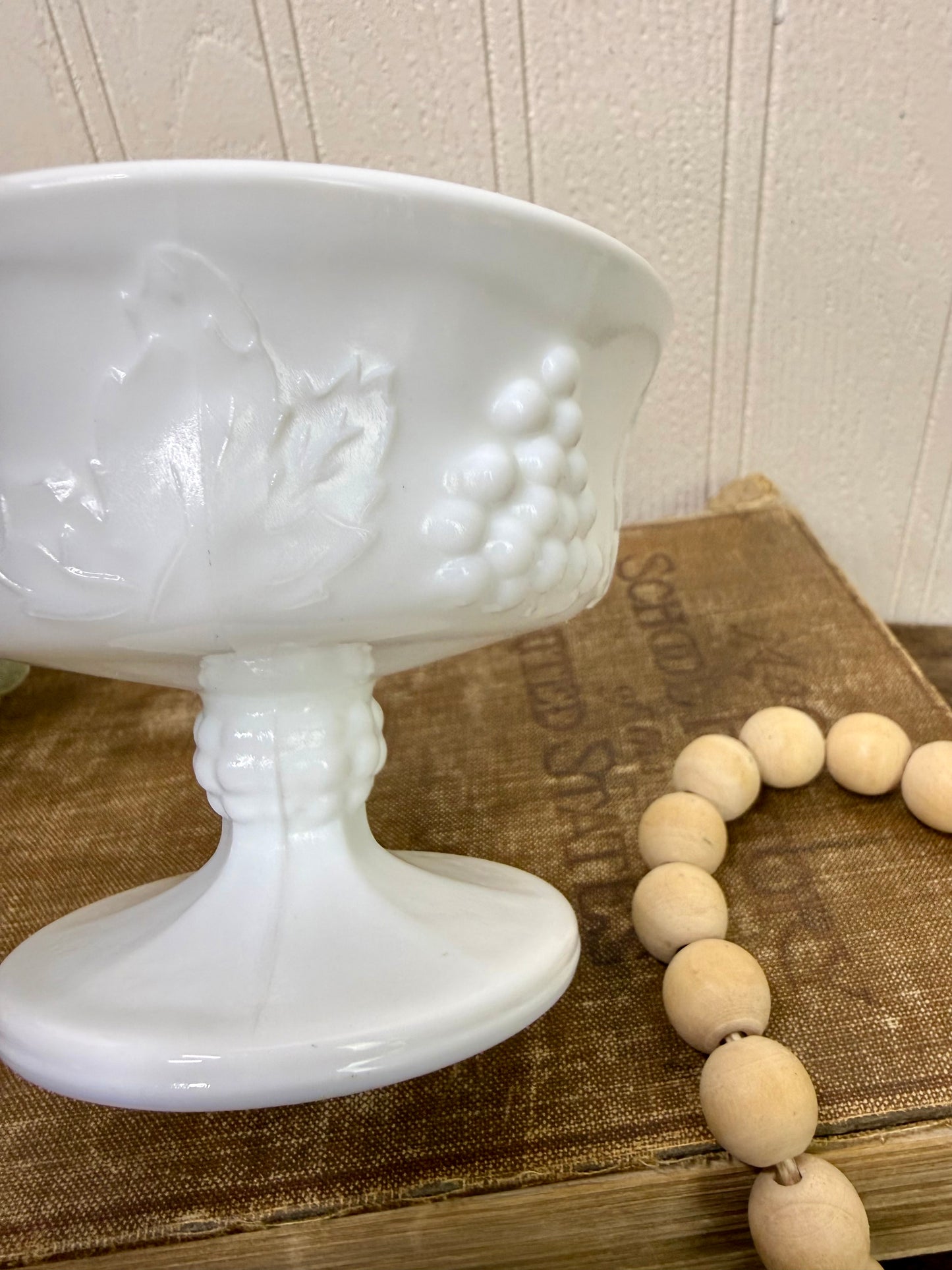 Vintage Indiana Glass Co. Colony Harvest Milk Glass Dessert Bowl