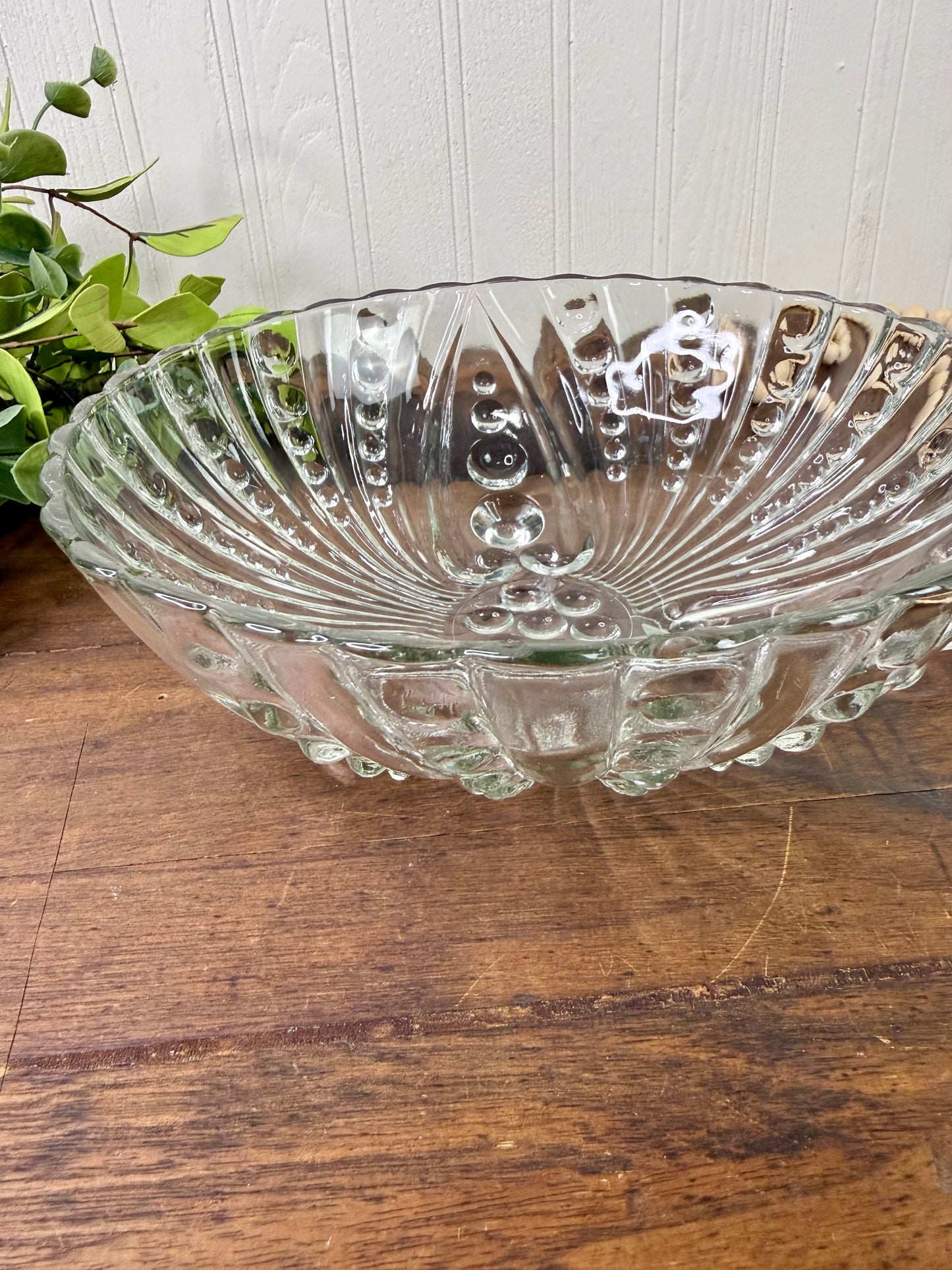 Vintage Anchor Hocking Oyster & Pearl Pattern Footed Bowl