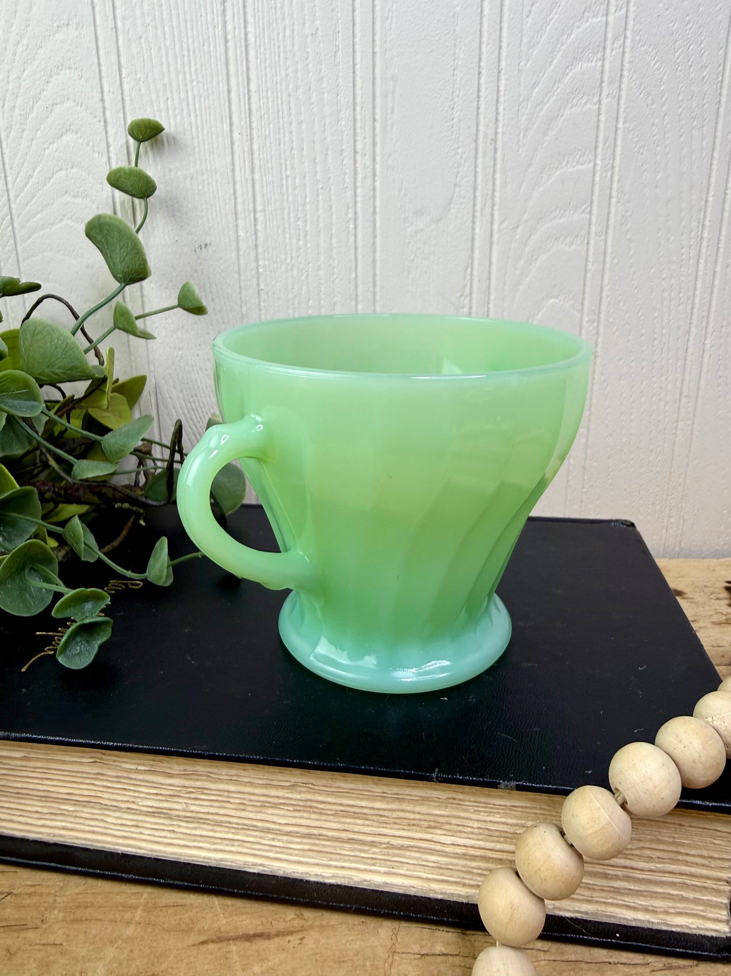 Vintage Anchor Hocking Jadeite Shell Swirl Sugar Bowl