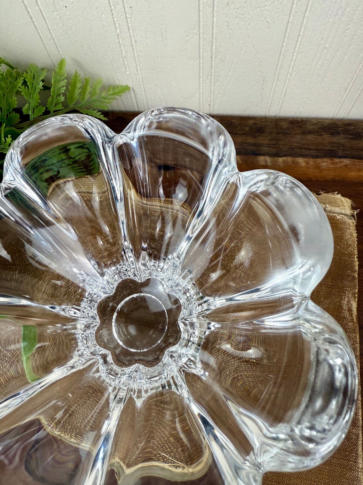 Vintage Mikasa Zinnia Clear Crystal Glass Petal Bowl