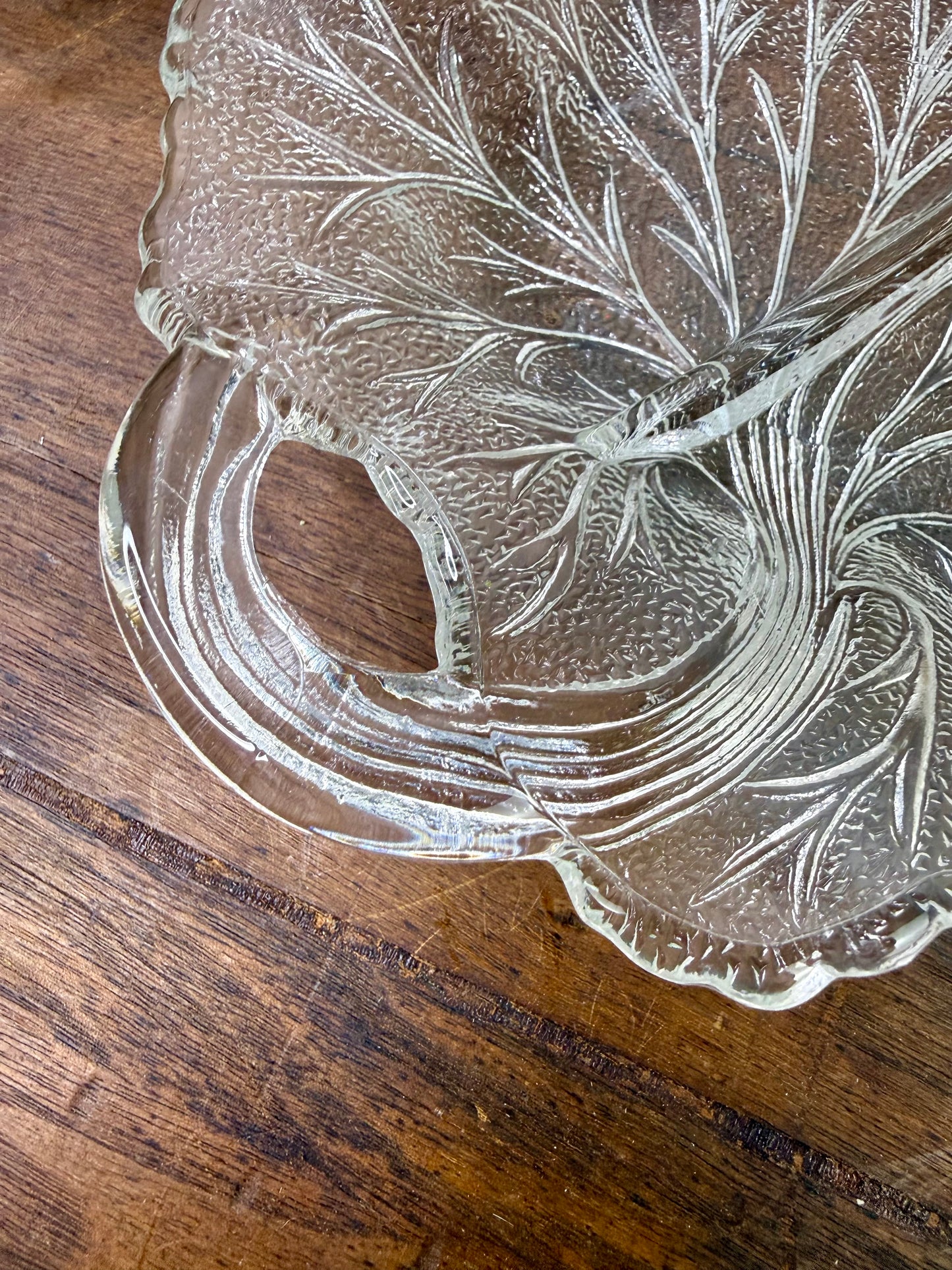 Vintage Indiana Glass Pebble Leaf Divided Relish Dish