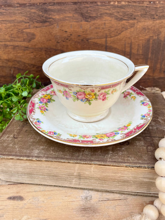 Vintage Edwin Knowles China Teacup & Saucer Set