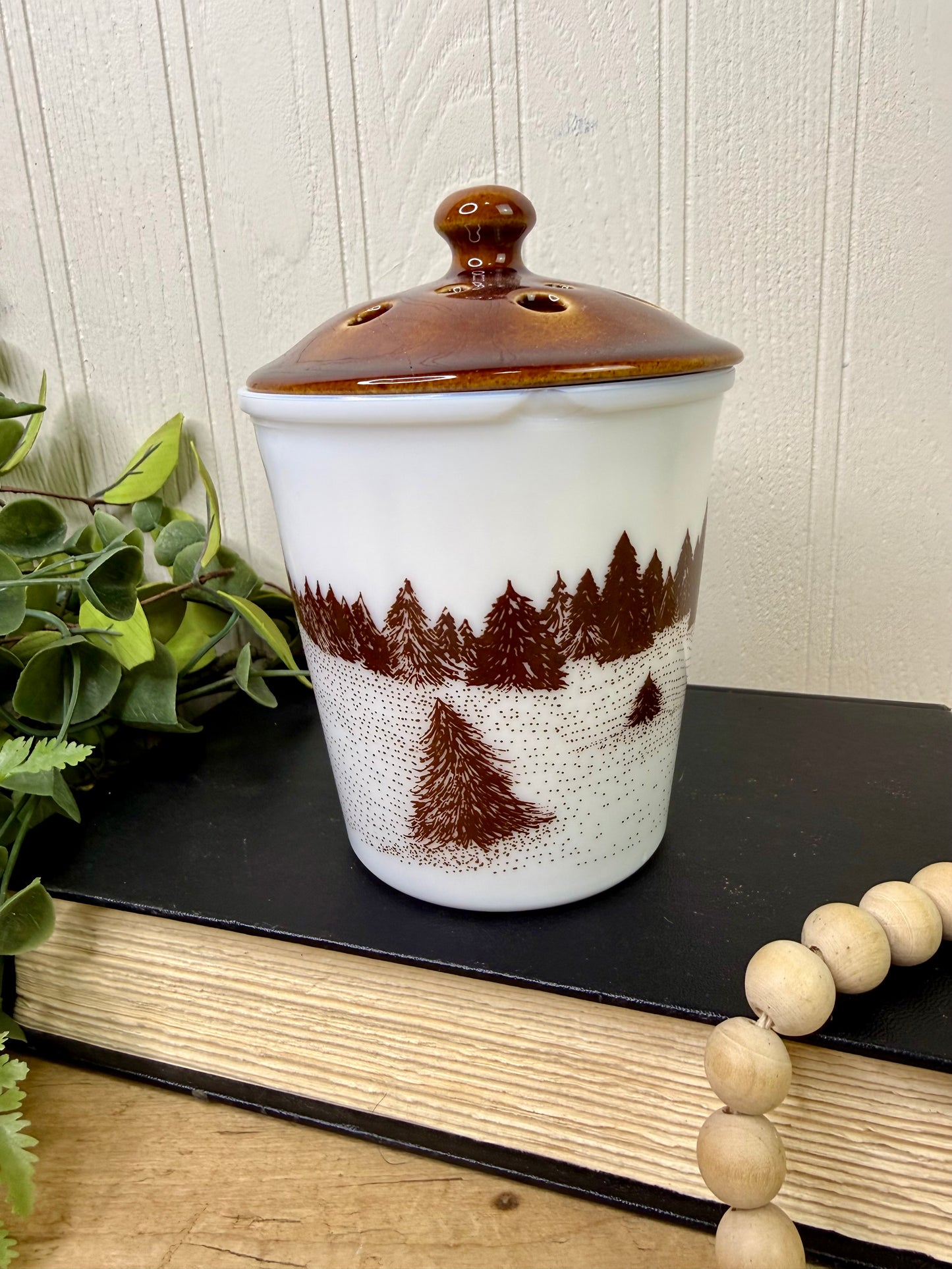 Vintage Amway Milk Glass Potpourri Jar