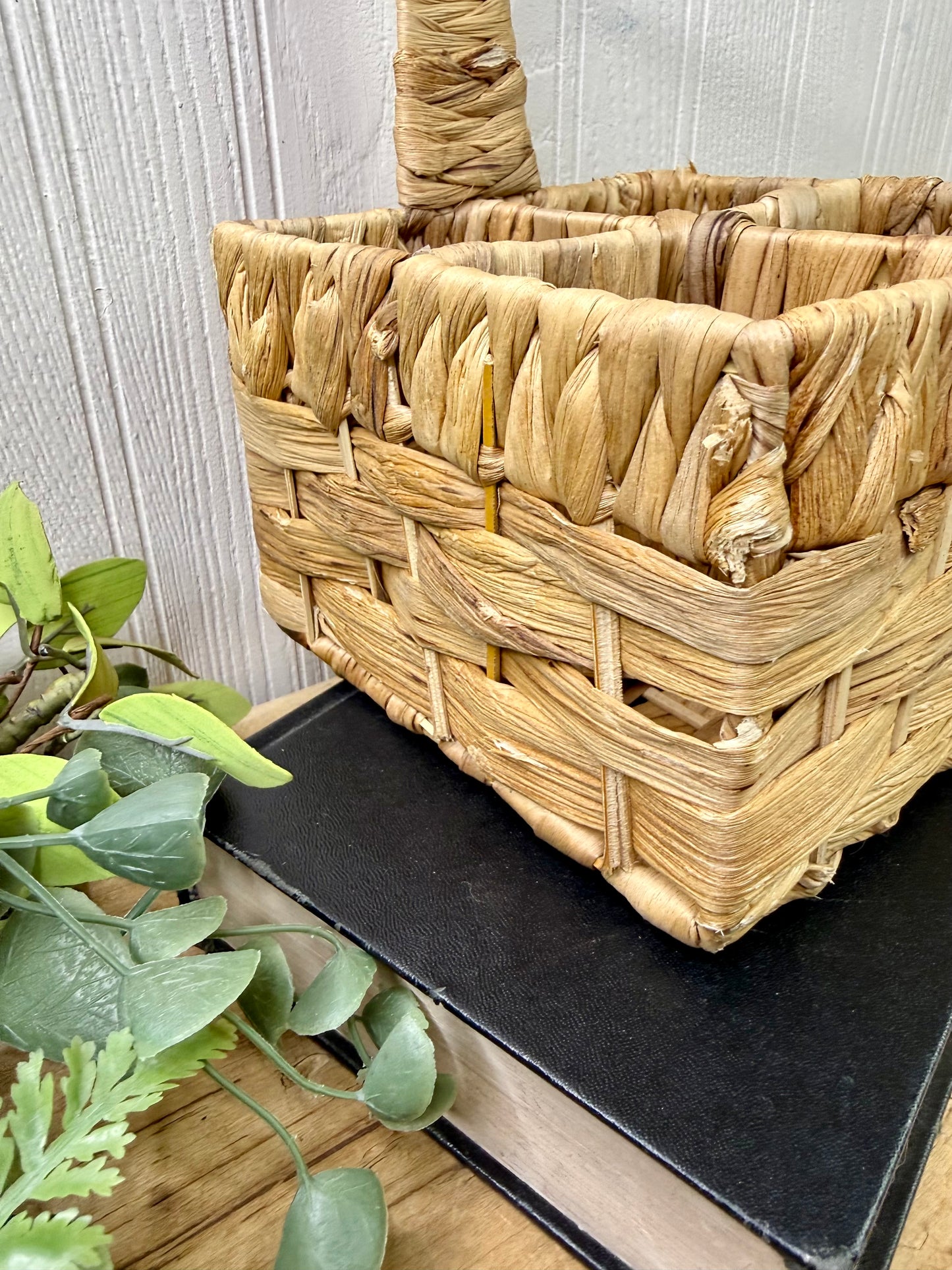 Vintage Divided Square Storage Basket
