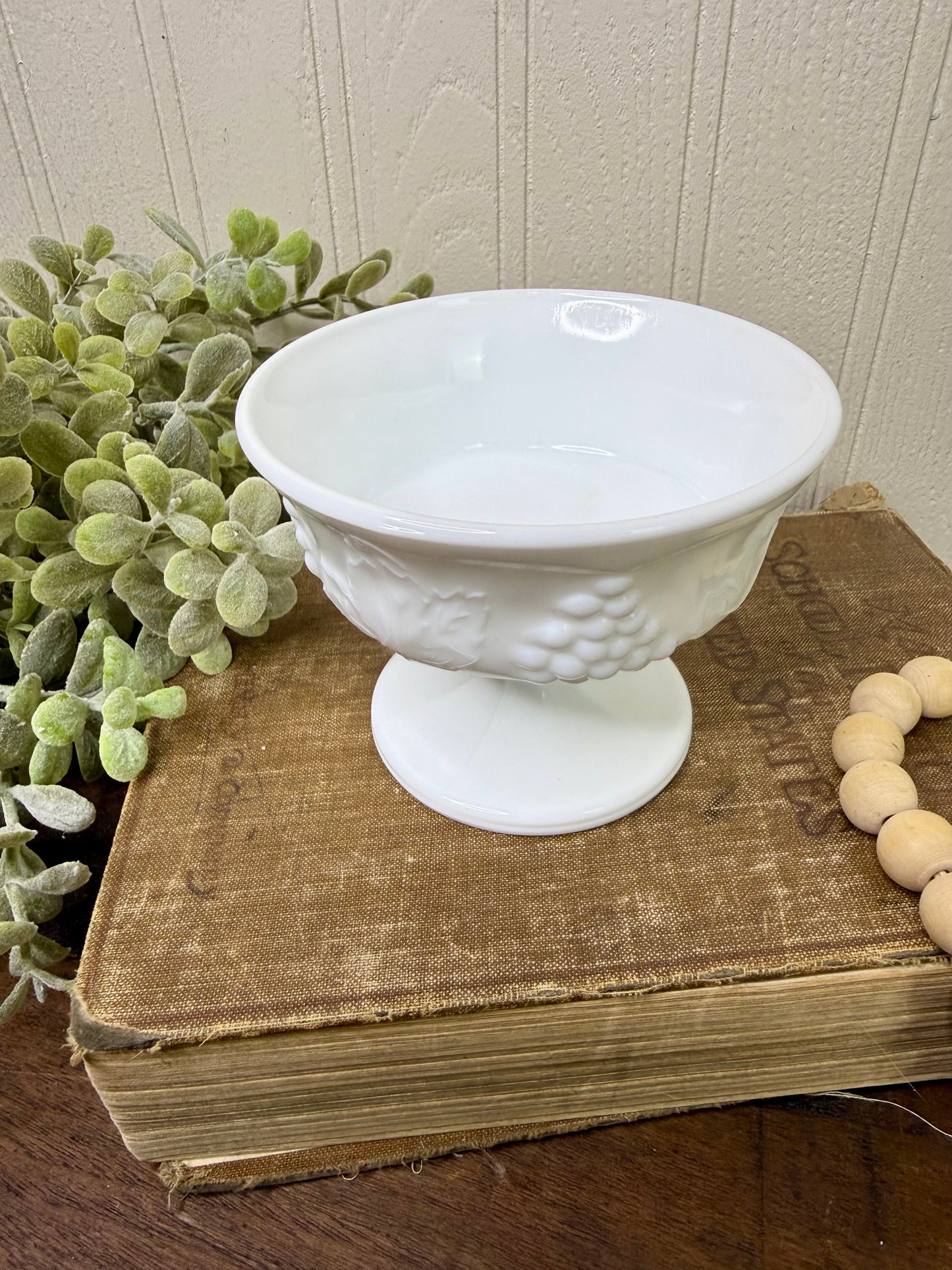 Vintage Indiana Glass Co. Colony Harvest Milk Glass Dessert Bowl