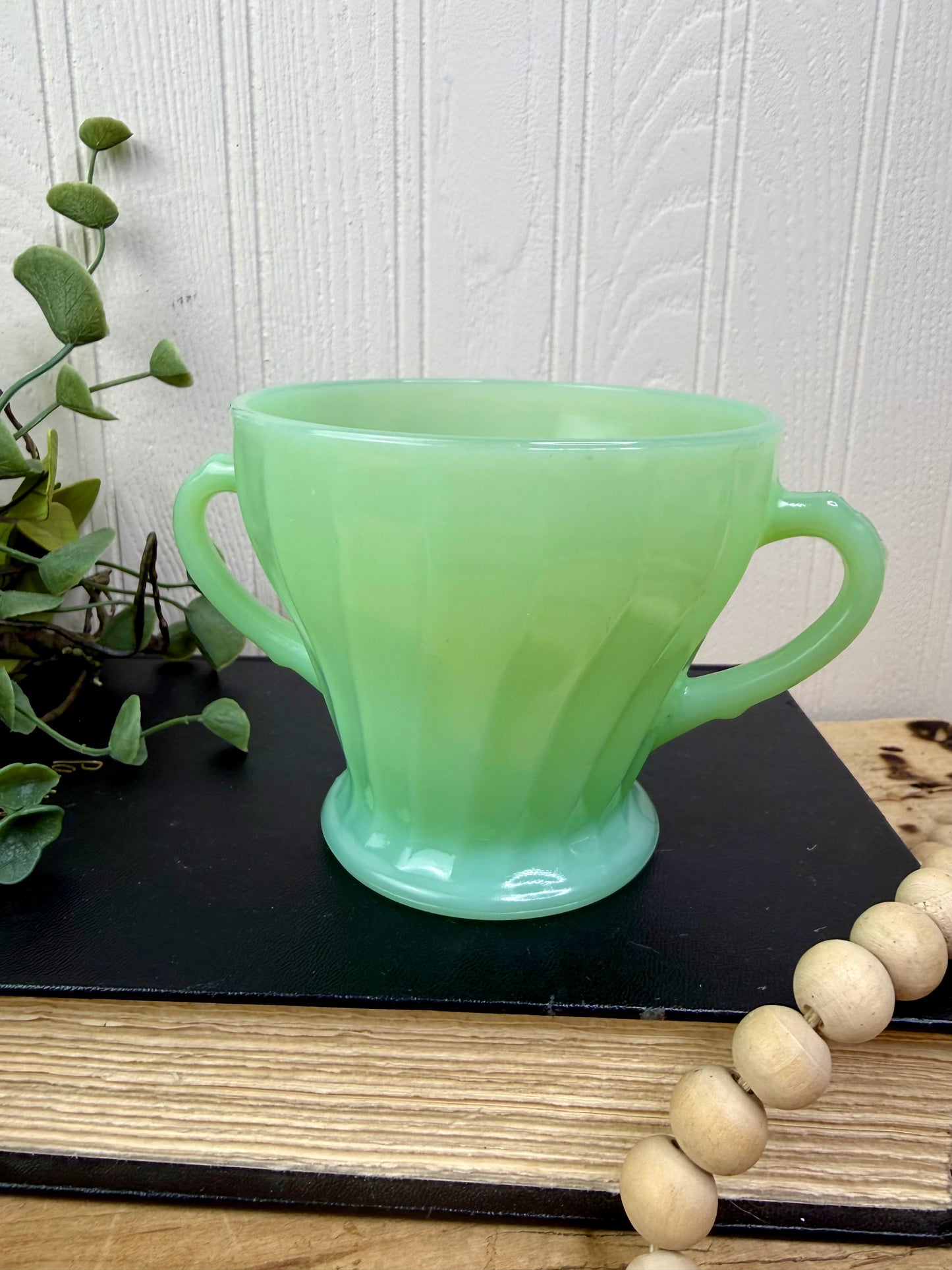 Vintage Anchor Hocking Jadeite Shell Swirl Sugar Bowl