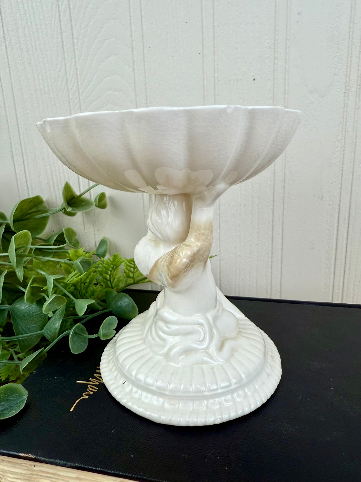 Vintage Ceramic Cherub Pedestal Soap Dish