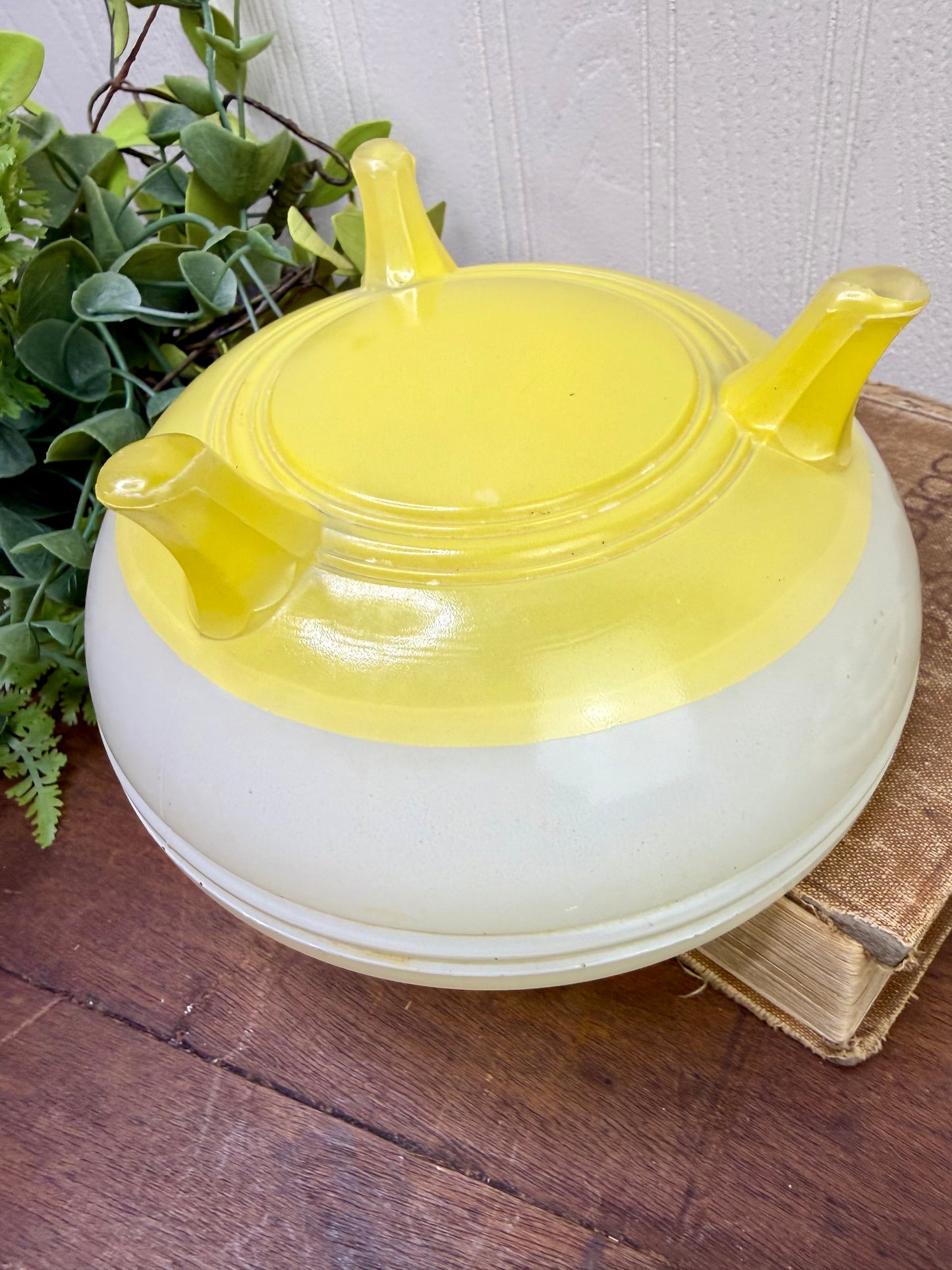 Vintage Indiana Glass Moderne Classic Footed Candy Dish
