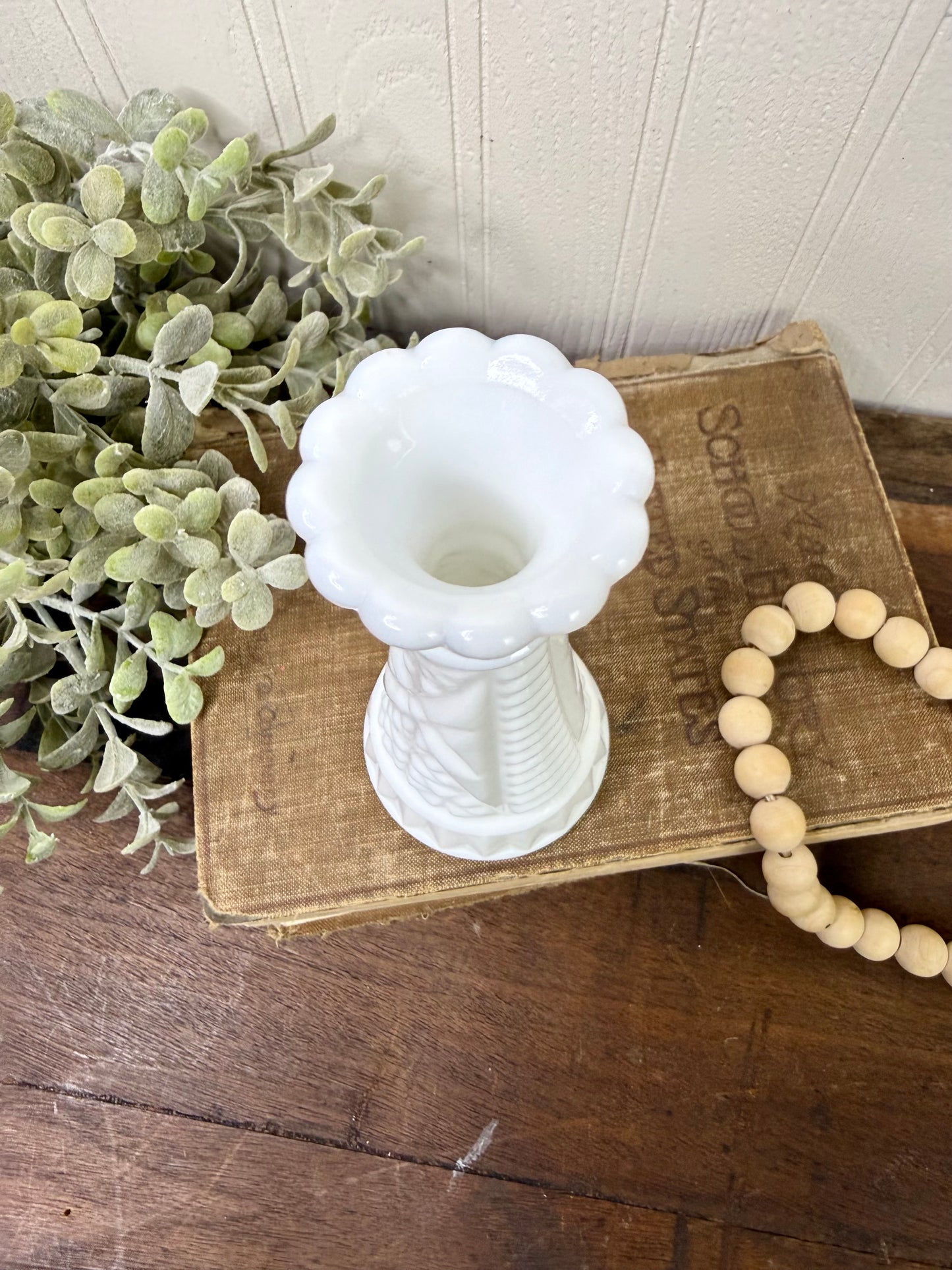 Vintage Anchor Hocking Stars & Bars Milk Glass Bud Vase
