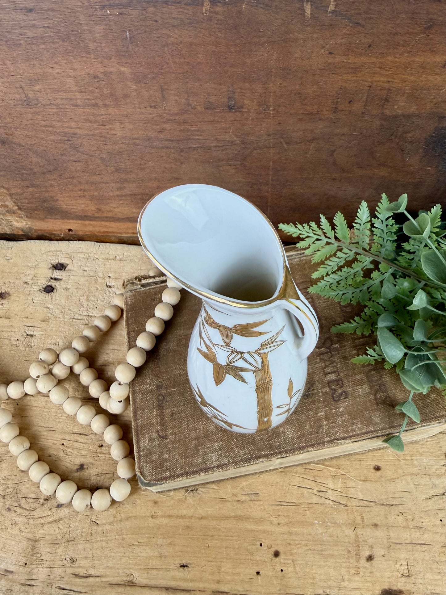 Vintage Mid-Century Japanese Porcelain Bud Vase