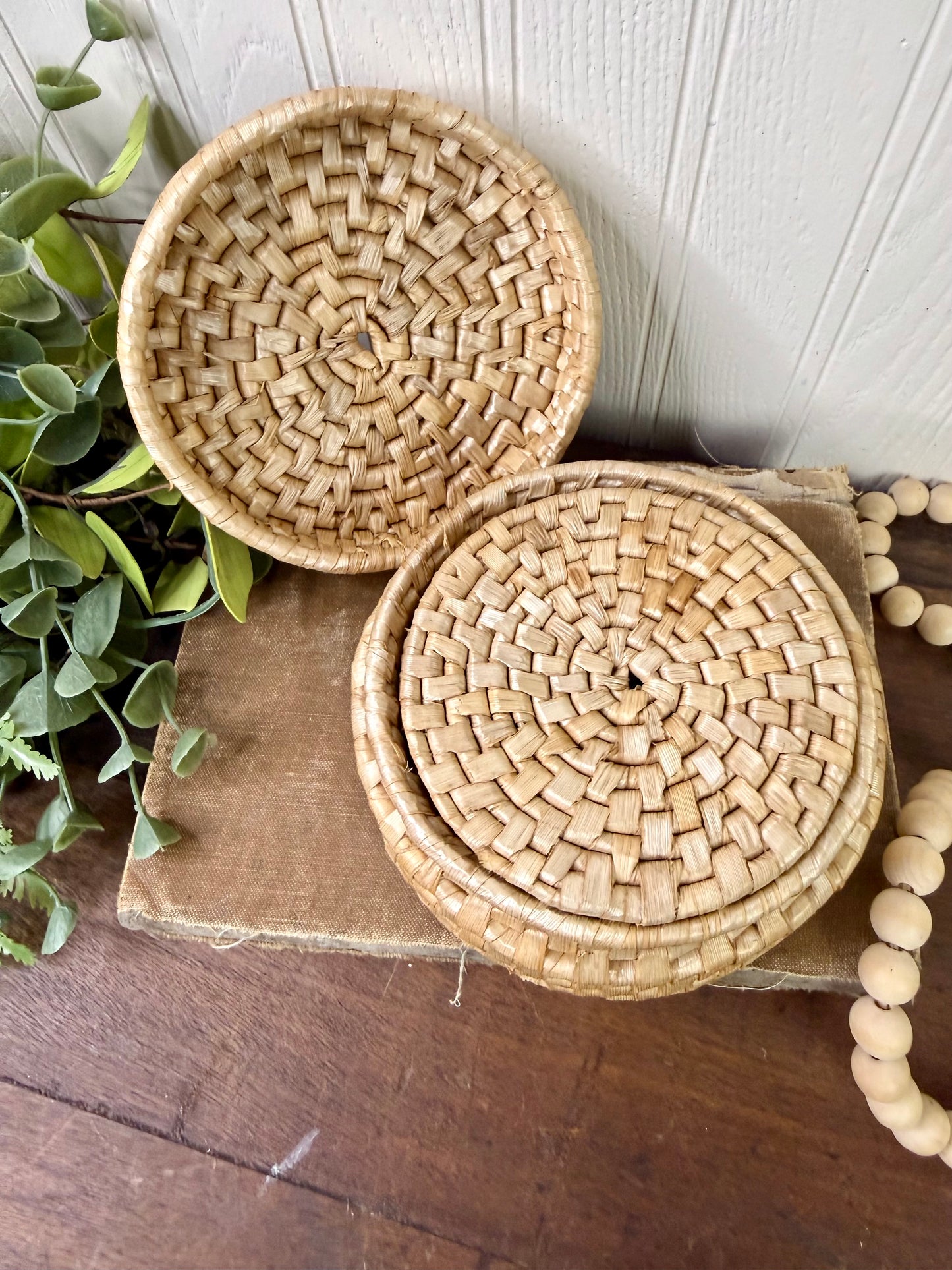 Vintage Wicker Coaster Set with Holding Case
