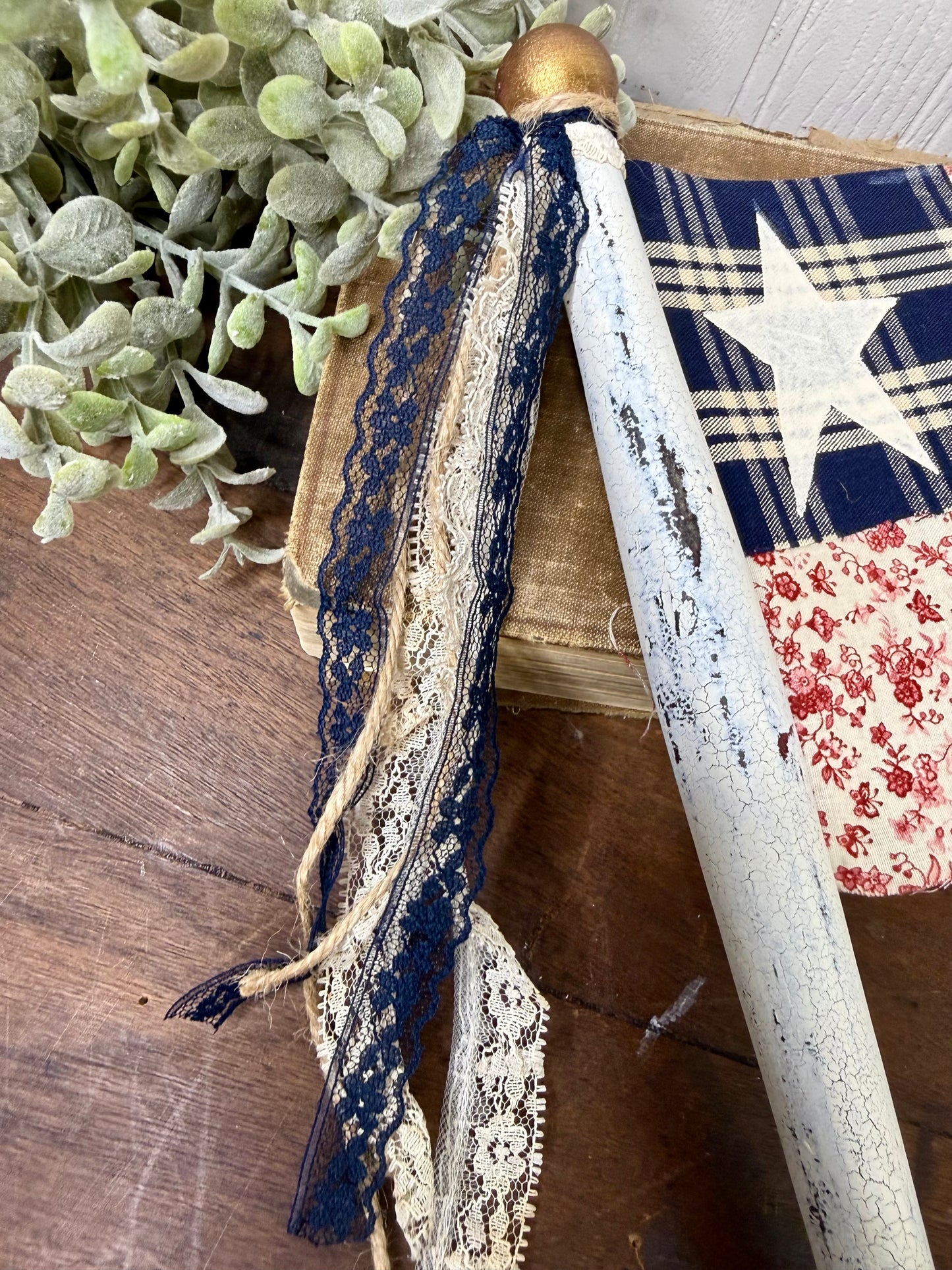 Handmade Spindle Flag with Floral Pattern