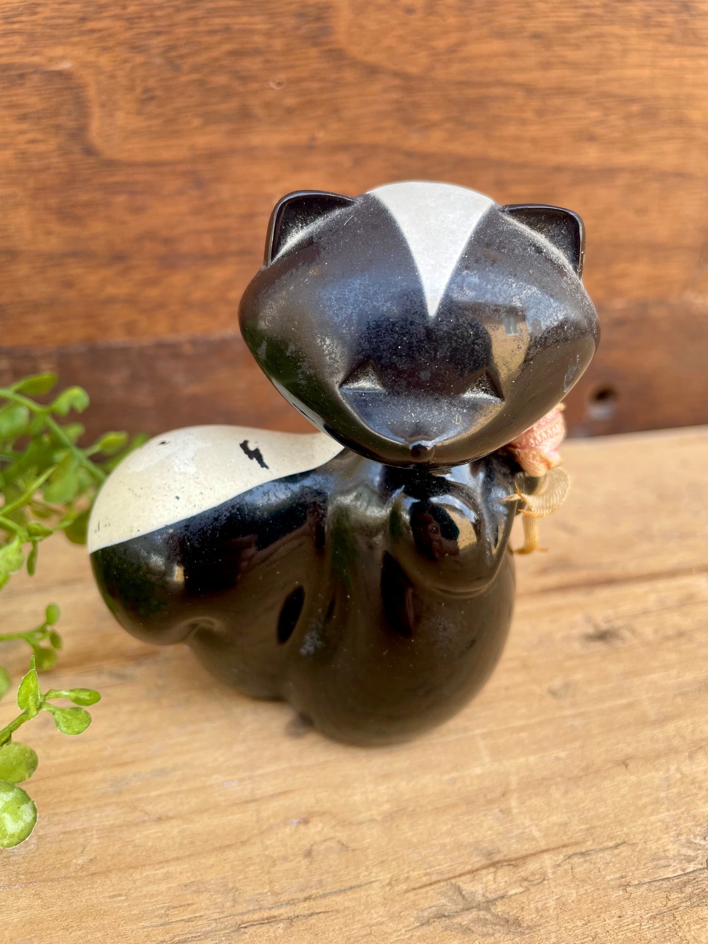 Vintage Sniffy the Skunk Avon Perfume Bottle