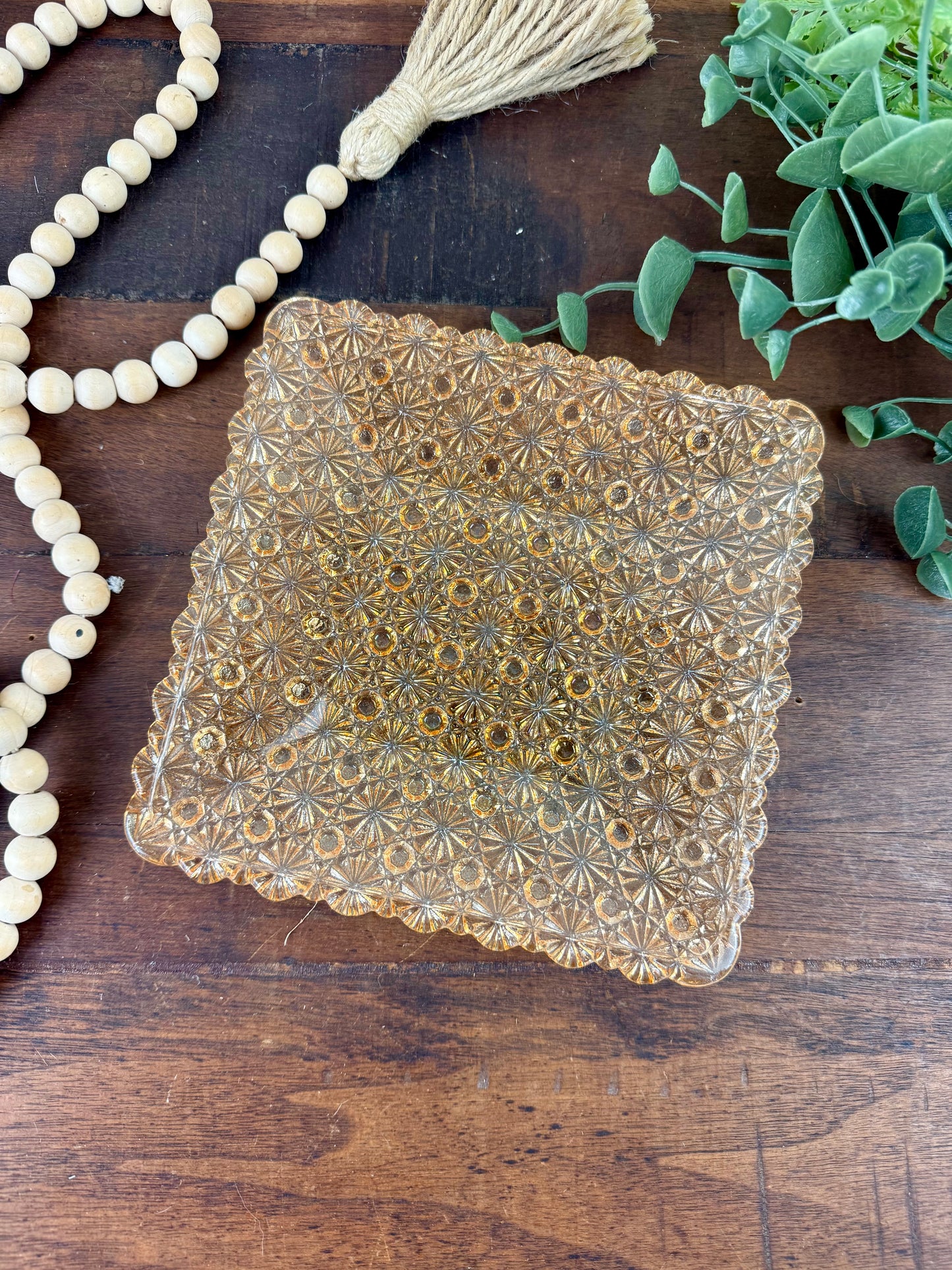 Vintage Daisy & Buttons Patterned Trinket Plate